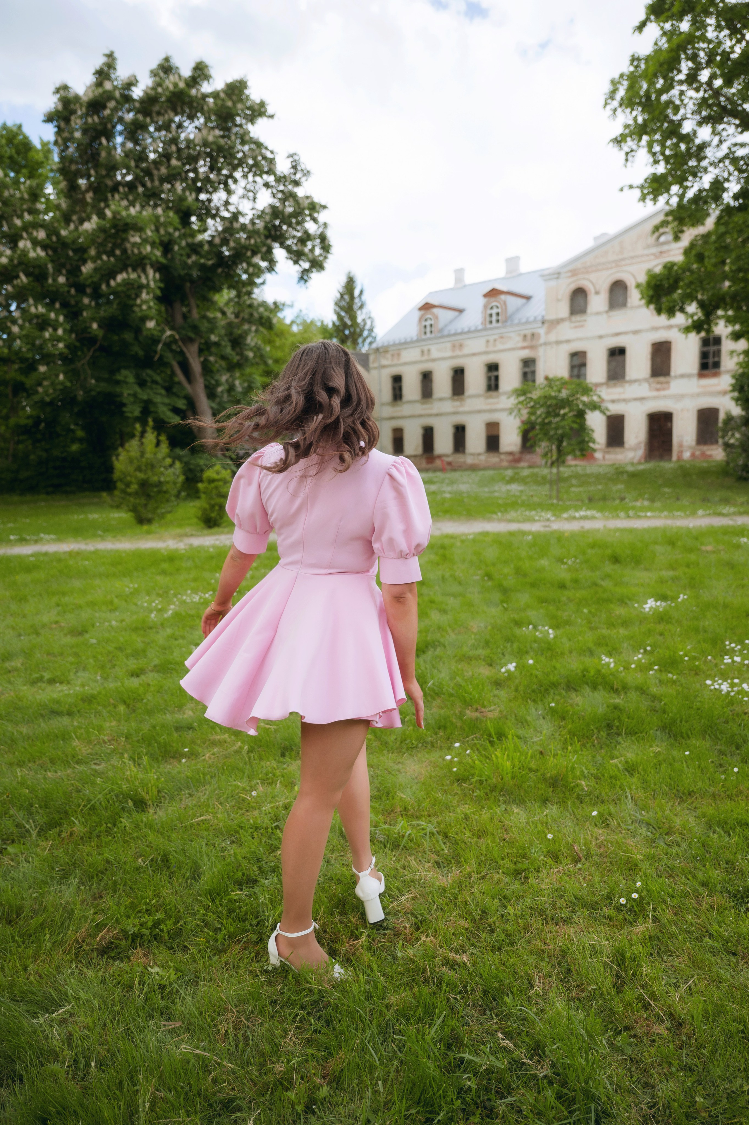 Paskutinis skambutis Joniškėlyje. Vestuvių fotografė Santa Jonuškė | Šiaulių apskritis, Panevėžio apskritis ir visa Lietuva