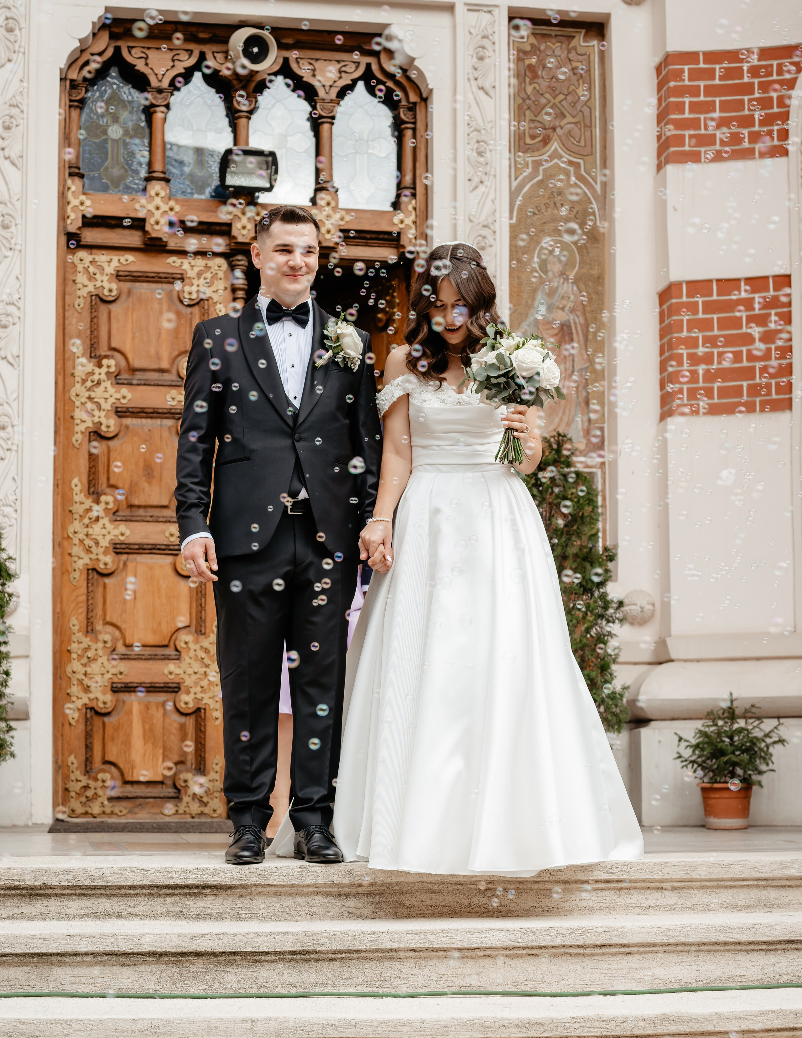 Nunta Alexandra si Viorel — Jubile Ballroom — Pregatiri si Biserica. Ana Maria Dragan Fotograf Evenimente