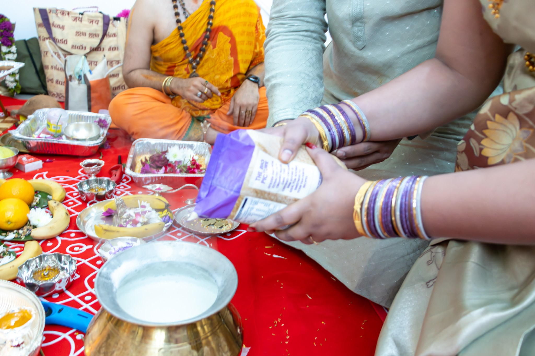 Harish&Sindhu. MHCreative is family-oriented photographer based in SYDNEY