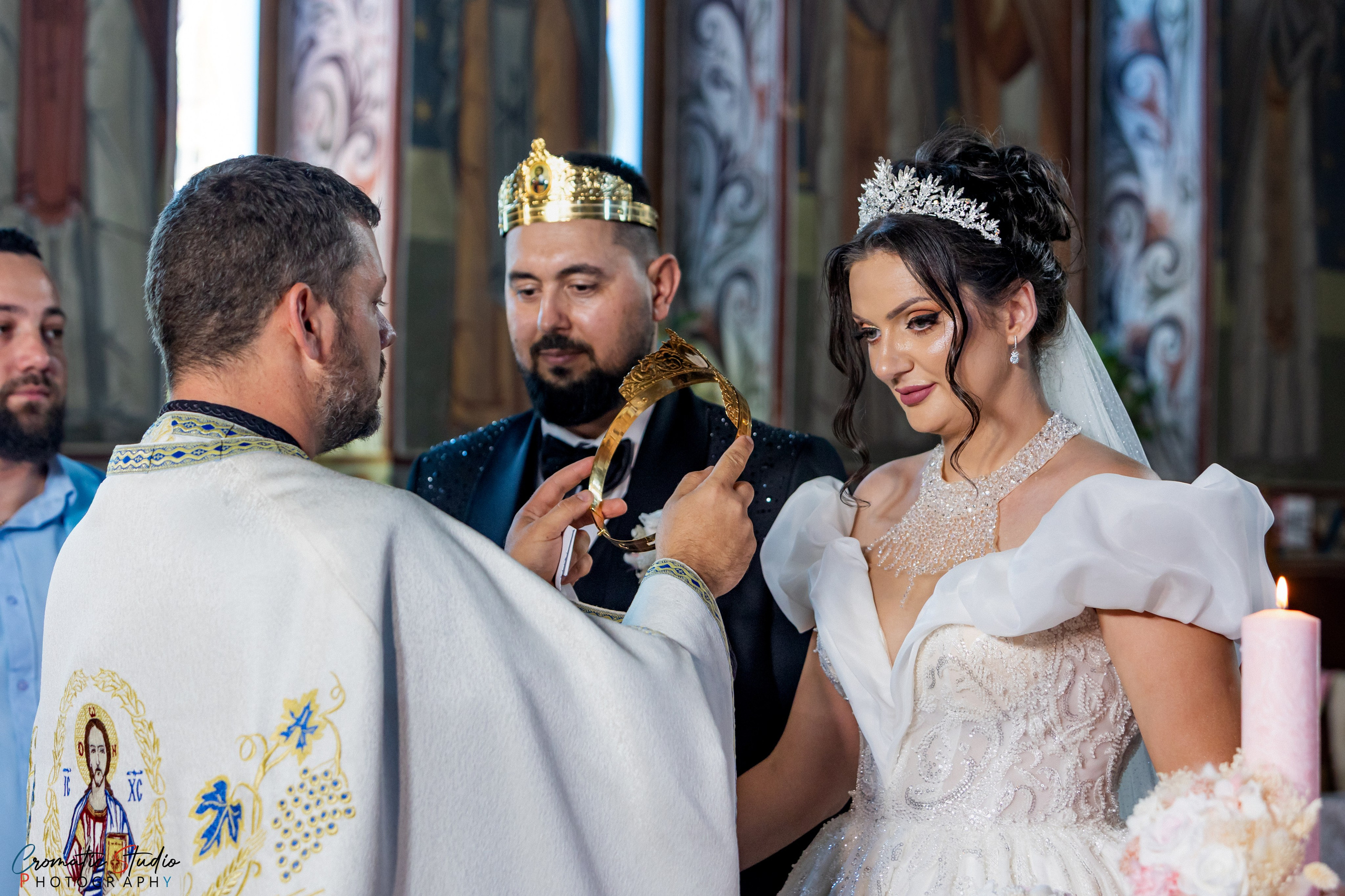 Nunta. Cromatic Studio — Fotograf de nuntă în Târgu Jiu. Emoții reale, povești autentice și amintiri create cu pasiu