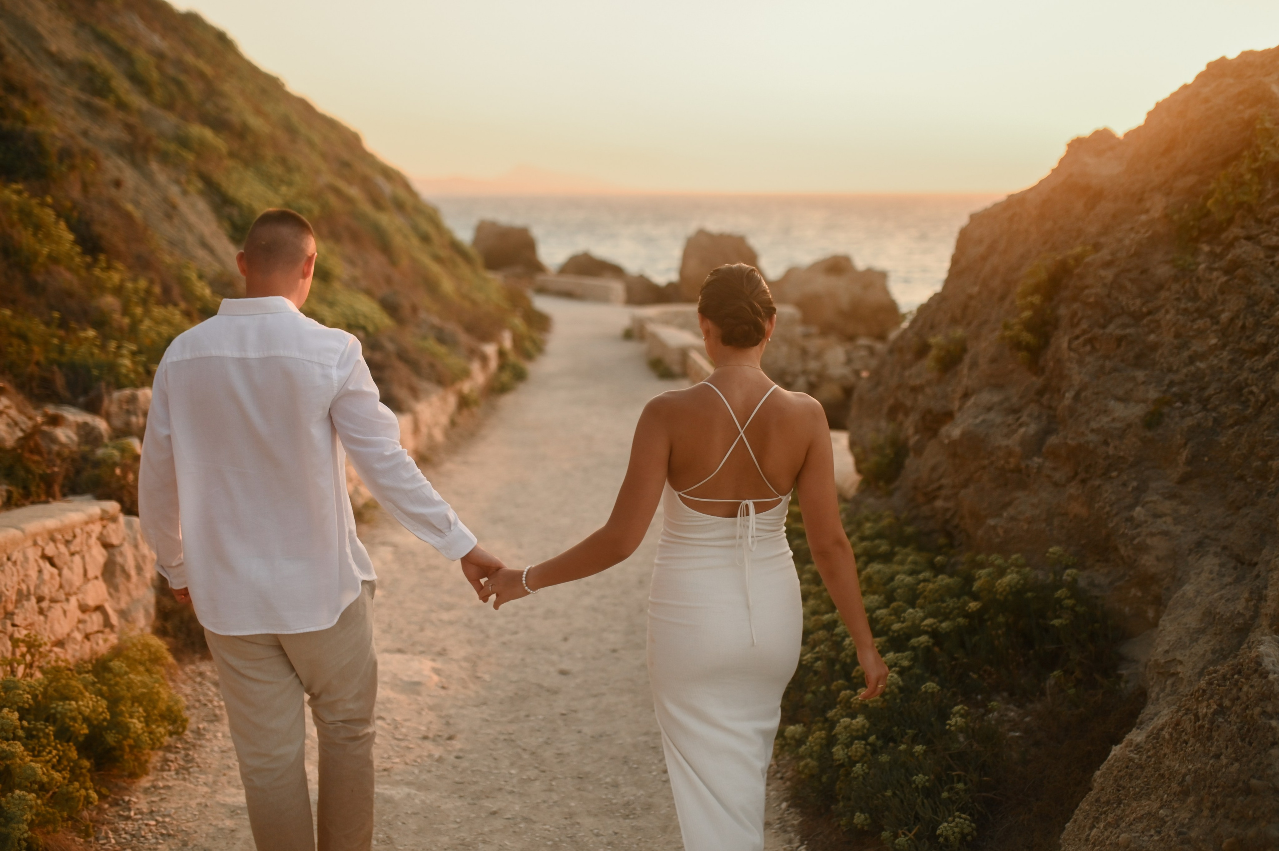 Honeymoon photoshoot Rhodes. Photographer in Rhodes Island