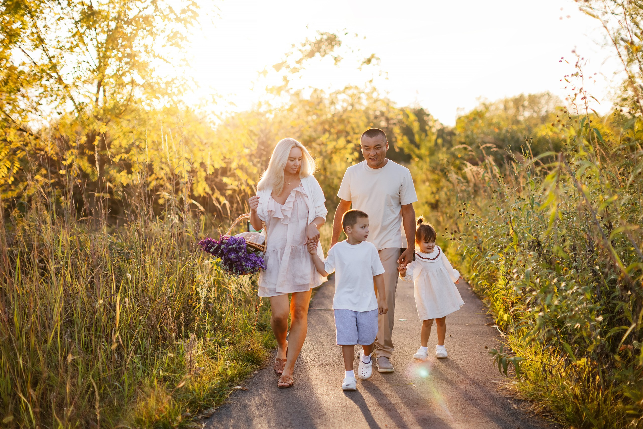 09.30.25 Family Photoshoot. Wedding family event photographer in Chicago Nick Yushevich