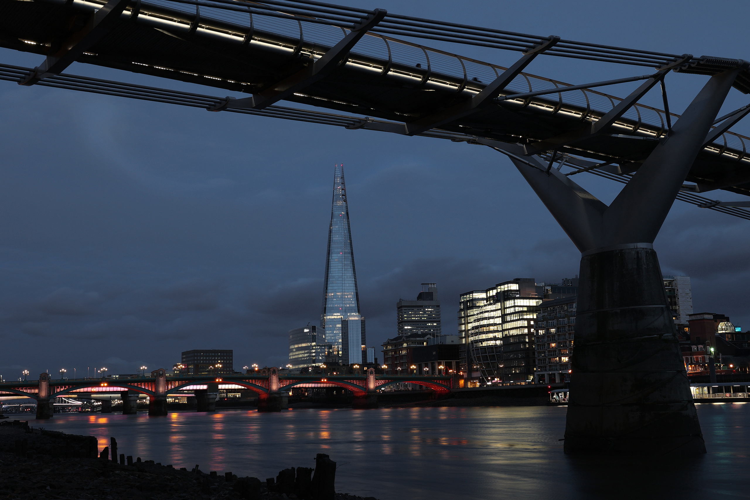 Landscapes. Couples and portraits photographer Wimbledon London