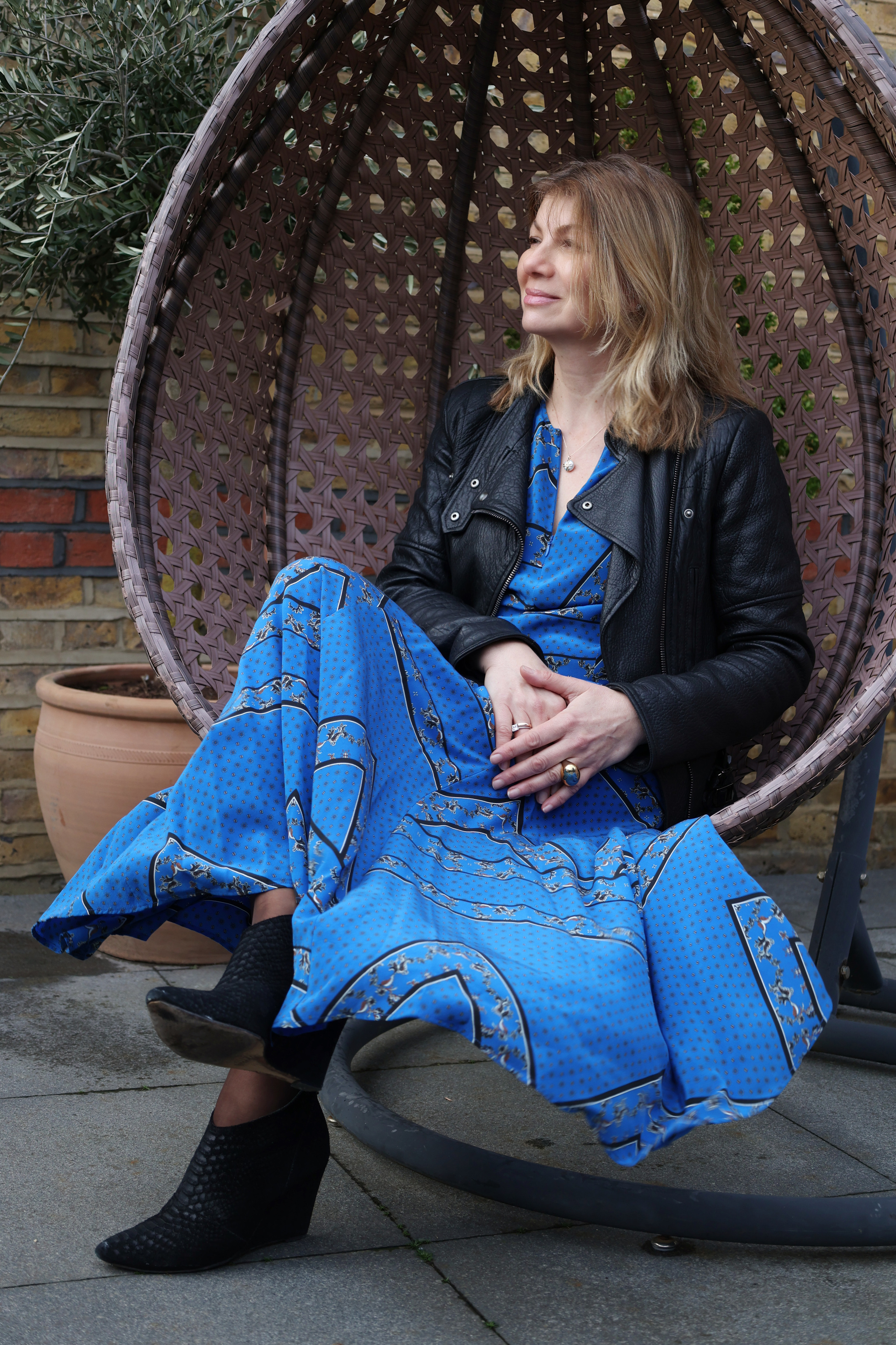 Portraits. Couples and portraits photographer Wimbledon London