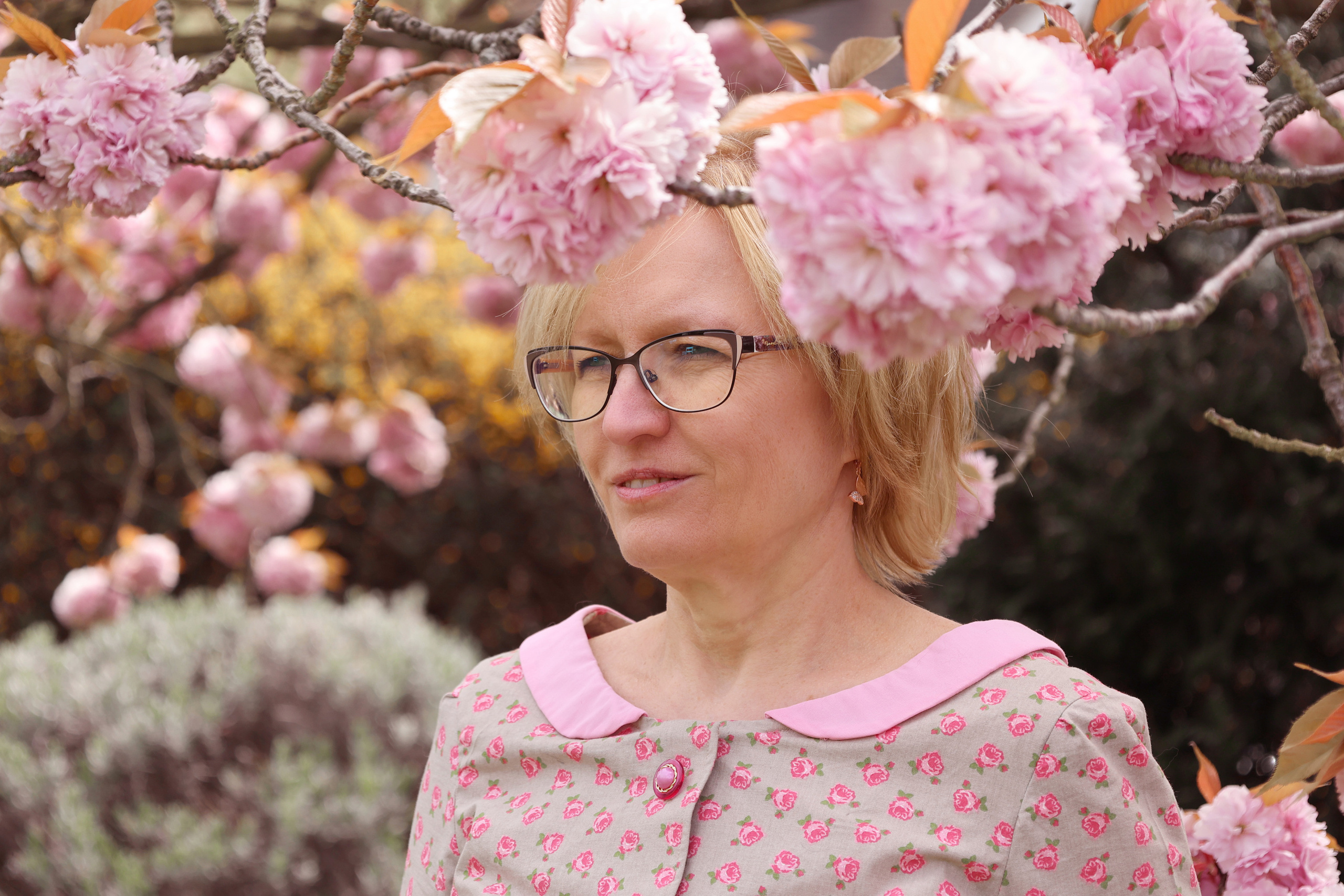 Afternoon in pink, cherry blossoms in Wimbledon London. Couples and portraits photographer Wimbledon London