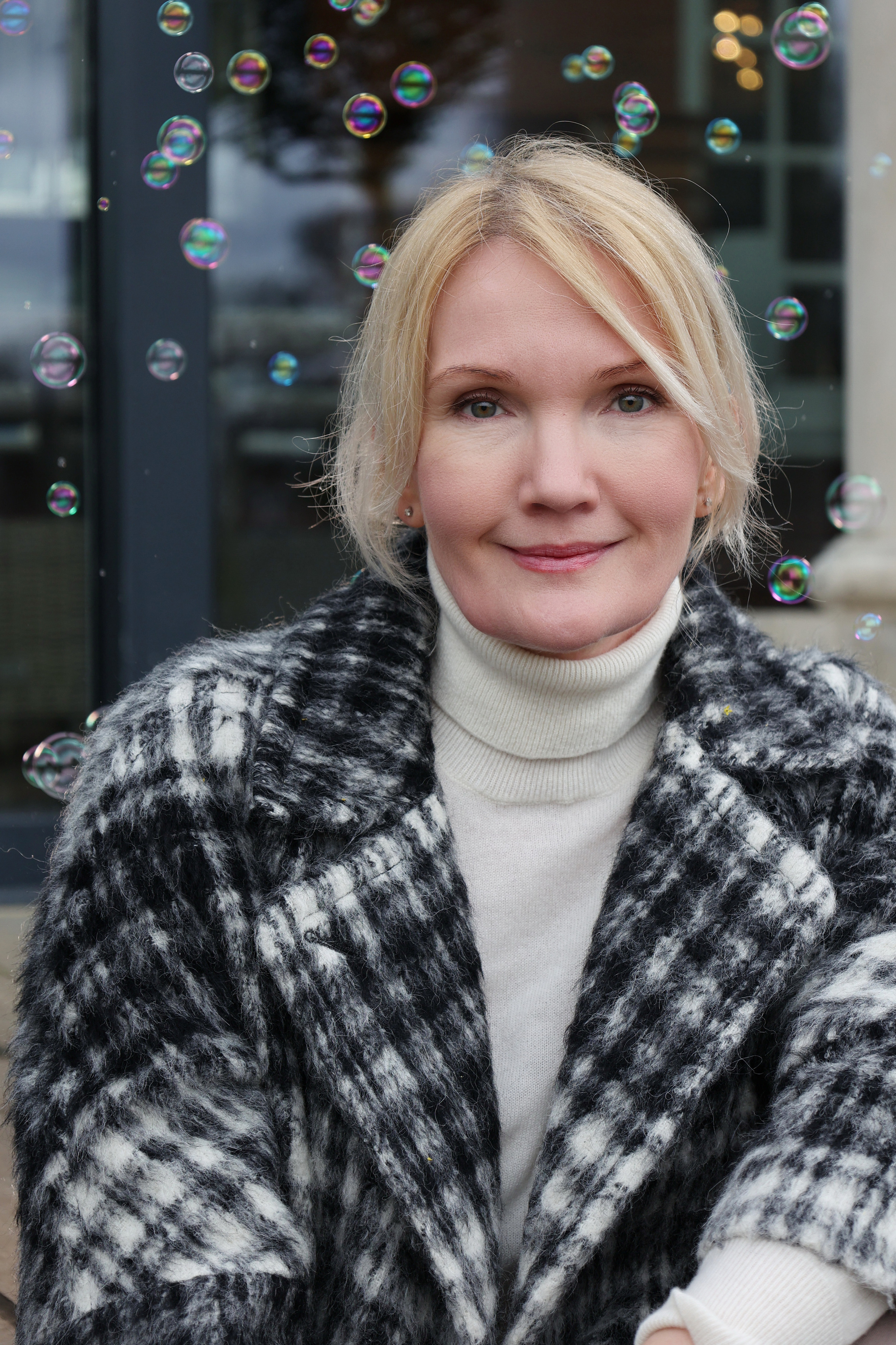 Portraits. Couples and portraits photographer Wimbledon London