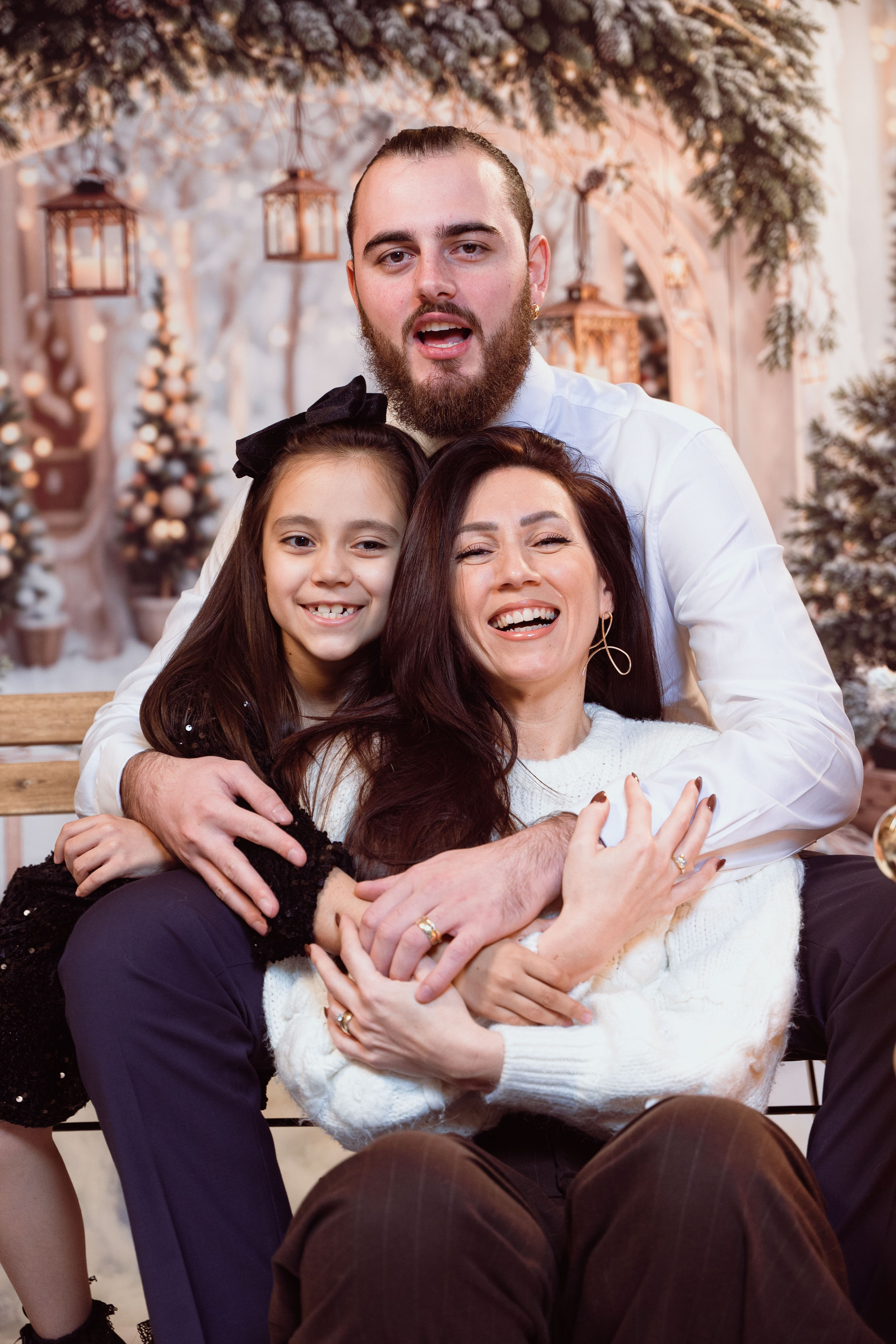 Christmas Sessions at Studio Momenty — Making Memories, Not Just Photos