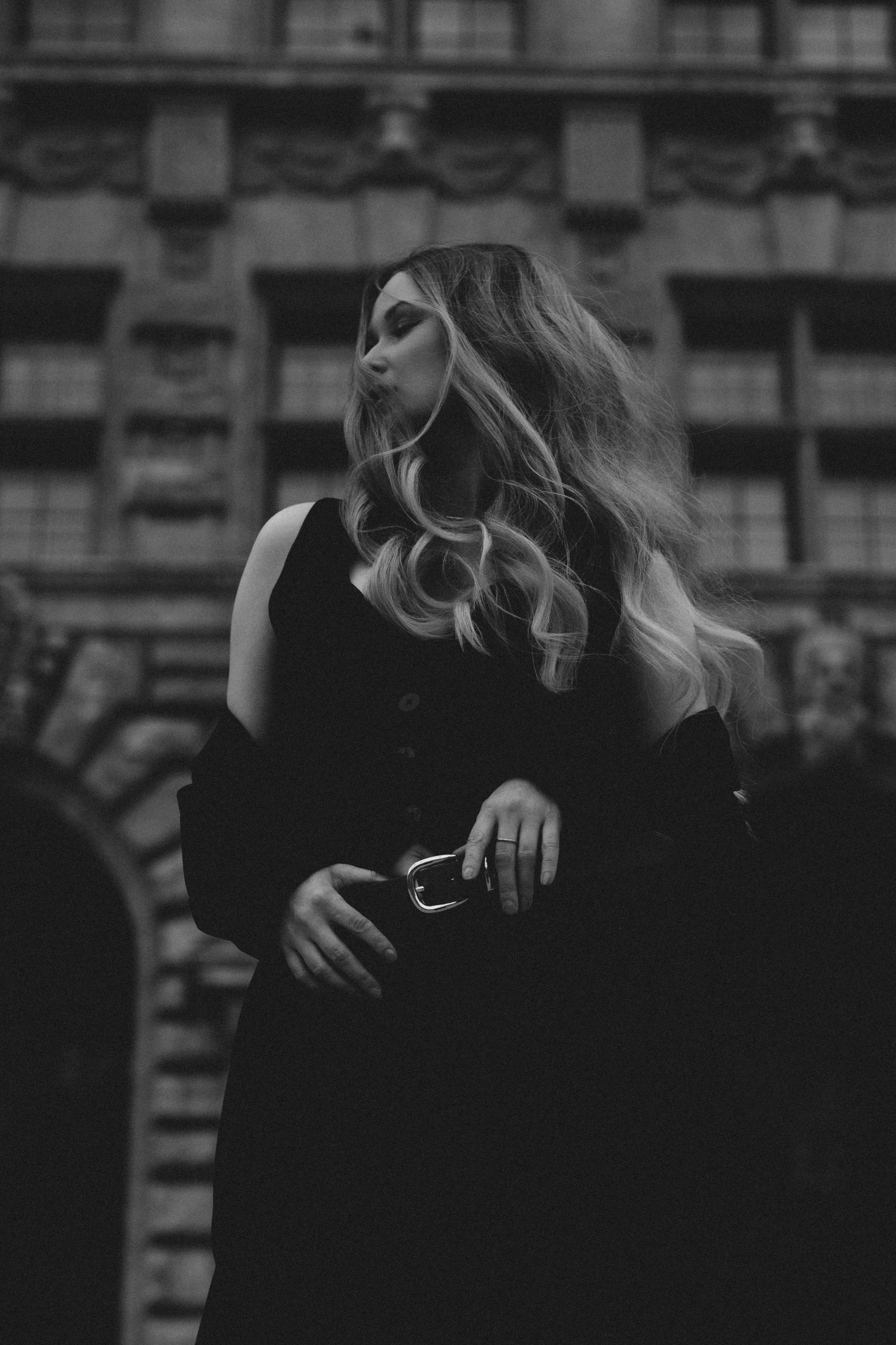 Black&White city walk. Woman in Heels&Black suit. Cinematic Portrait Photography. Kristina Kozheltsova- Soulful Portrait&Lifestyle&Love Story Photographer in Leipzig, Germany