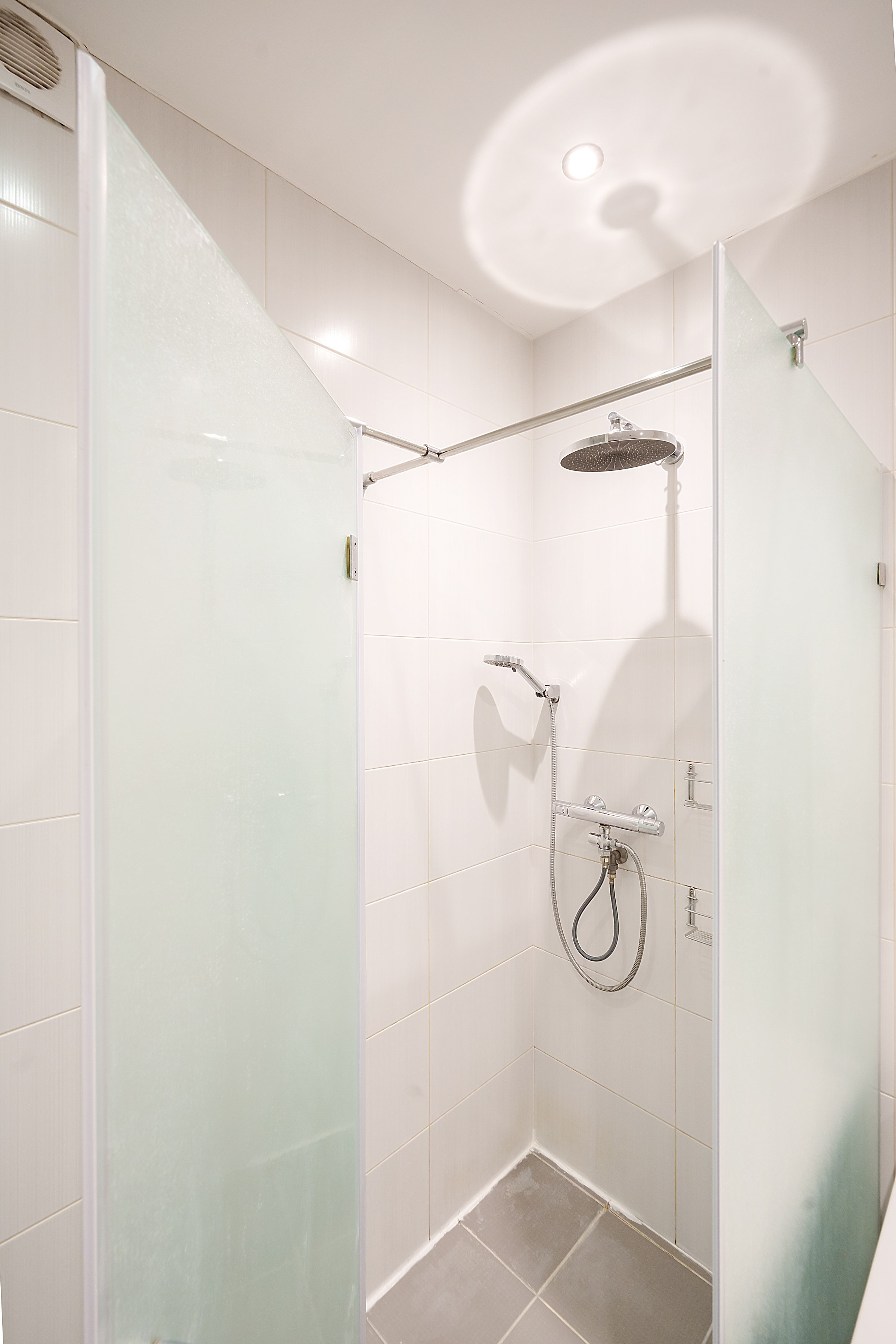 Bajorų kelias 1. Elina Sapiega fotografė Vilniuje