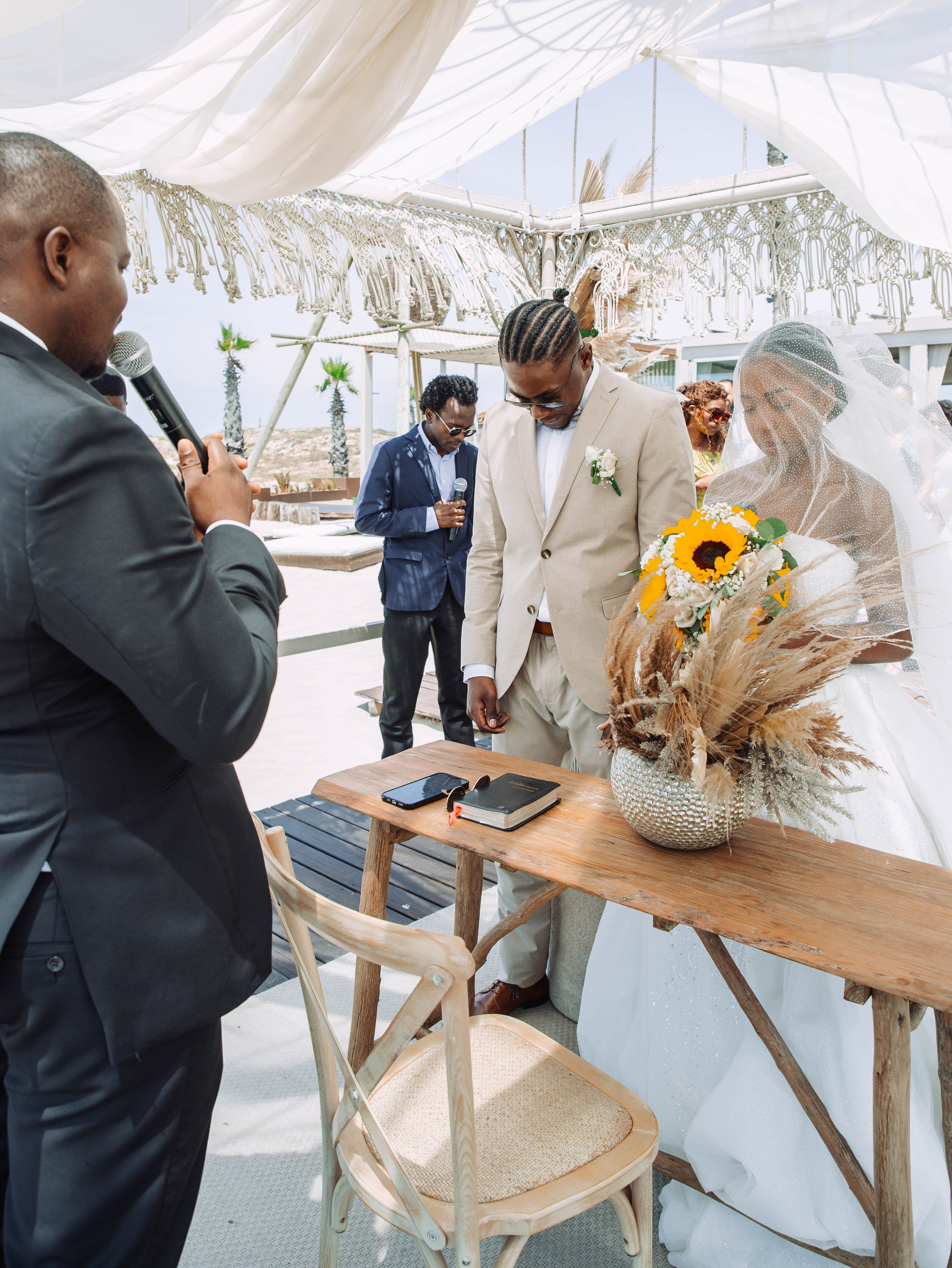Kuselia & Kaleb. Fazemos o seu casamento ser lembrado por gerações