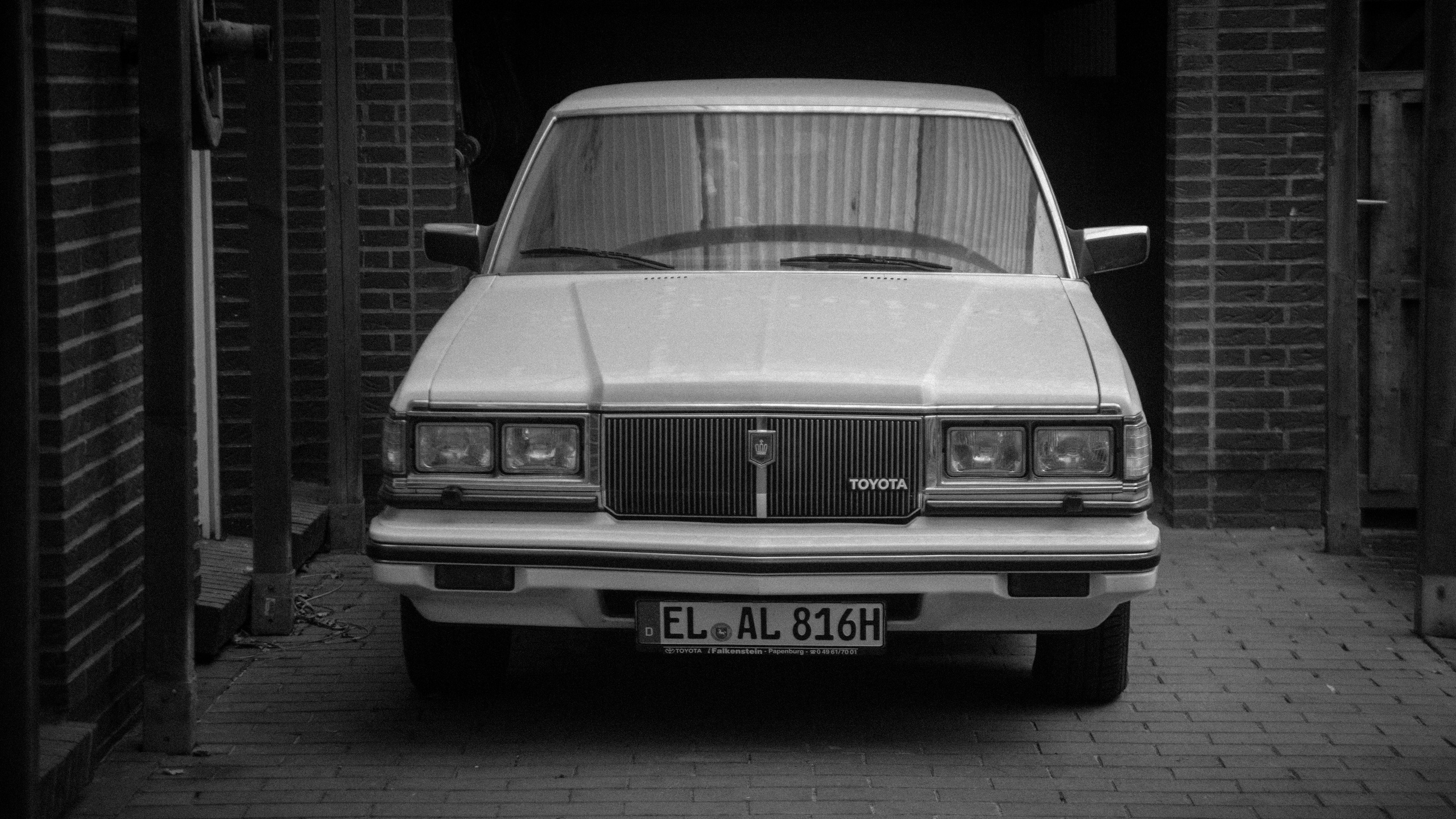 Essen, Papenburg, Germany short film. Éclat Photos. Exclusive portrait photography service