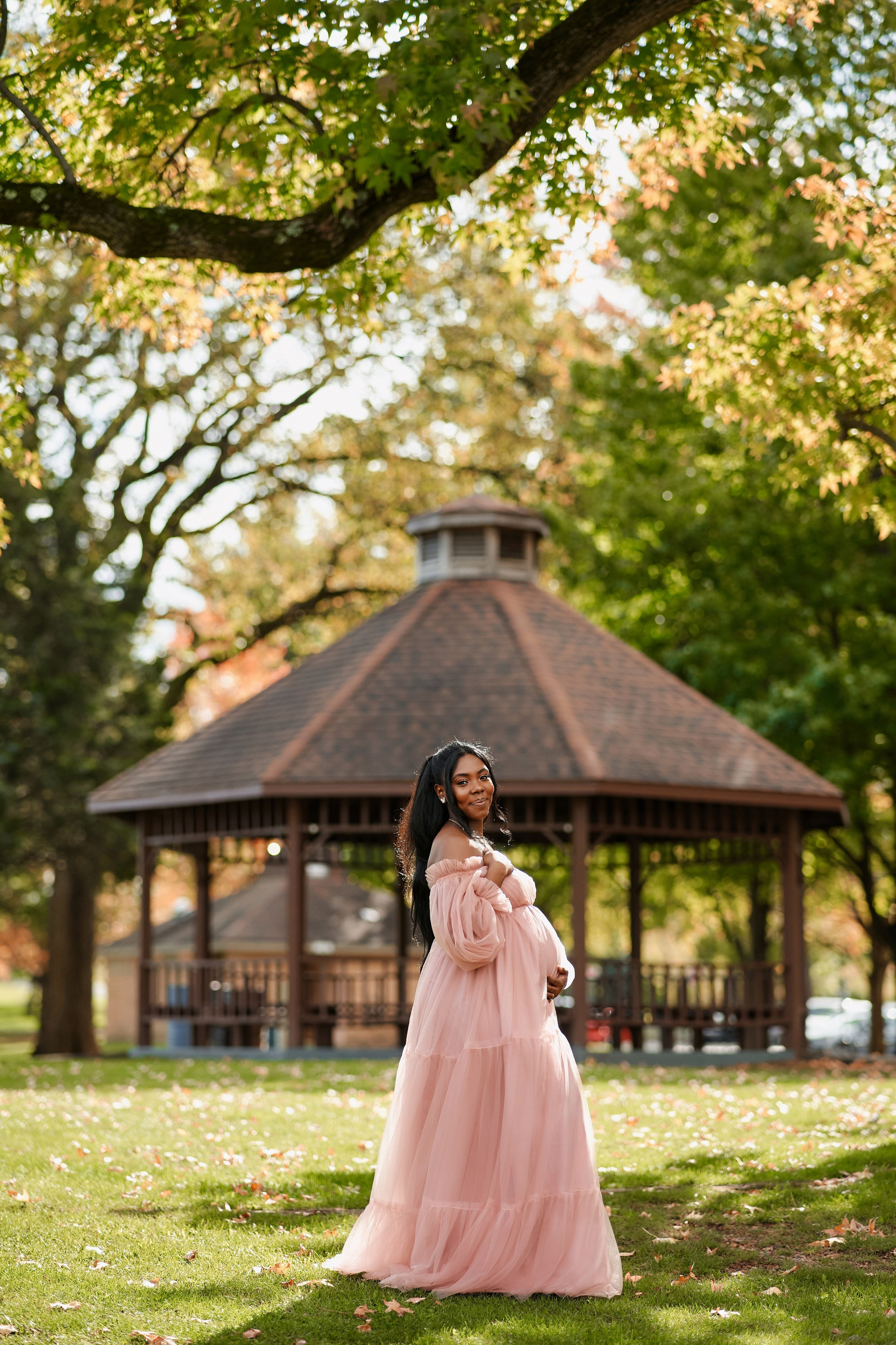 Maternity indoor and studio photoshoot. Professional Wedding and event photographer USA New York