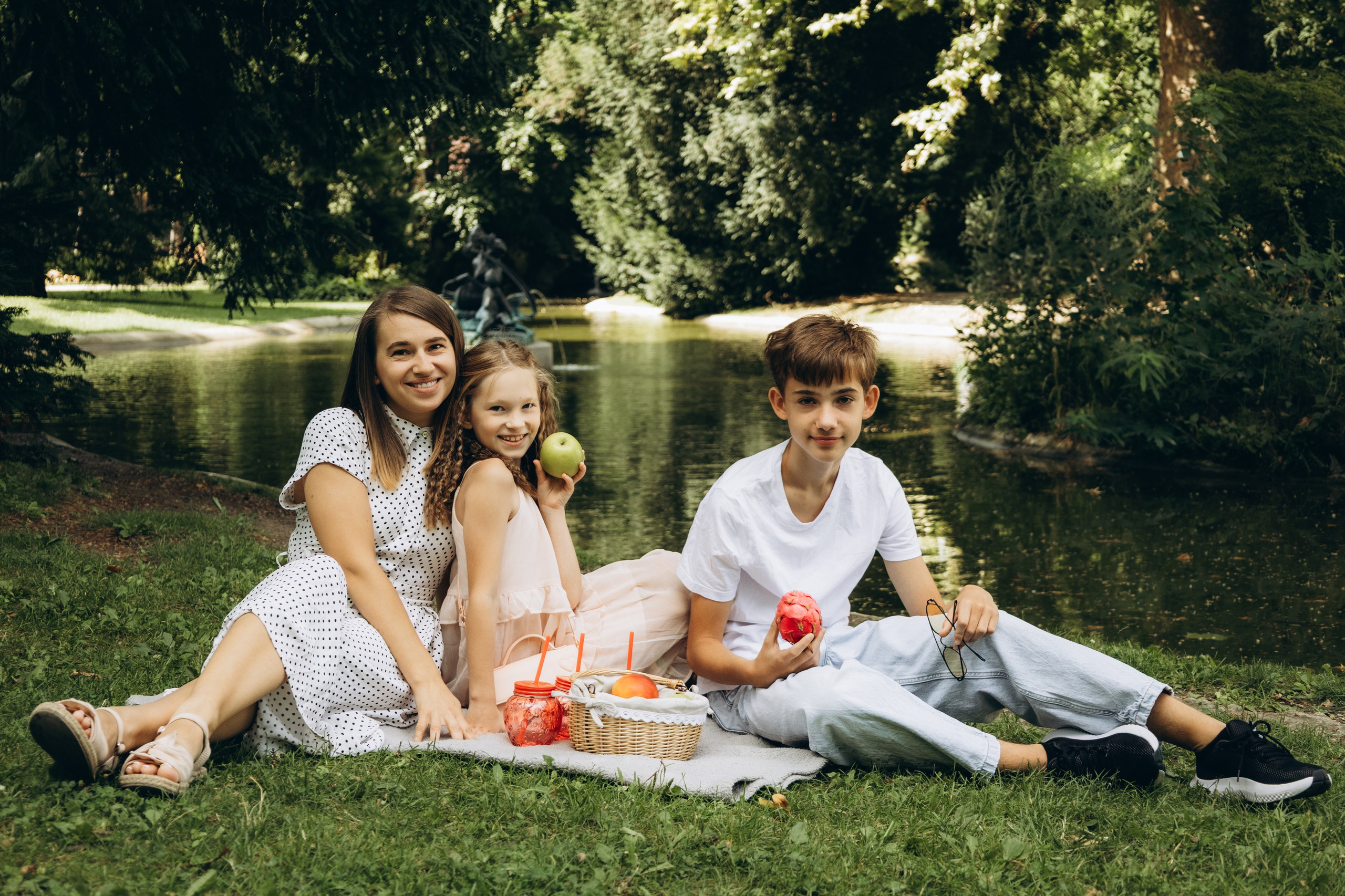Anna, Timur, Alisa. Daria Sazanova — Portrait photographer in Bratislava and Vienna