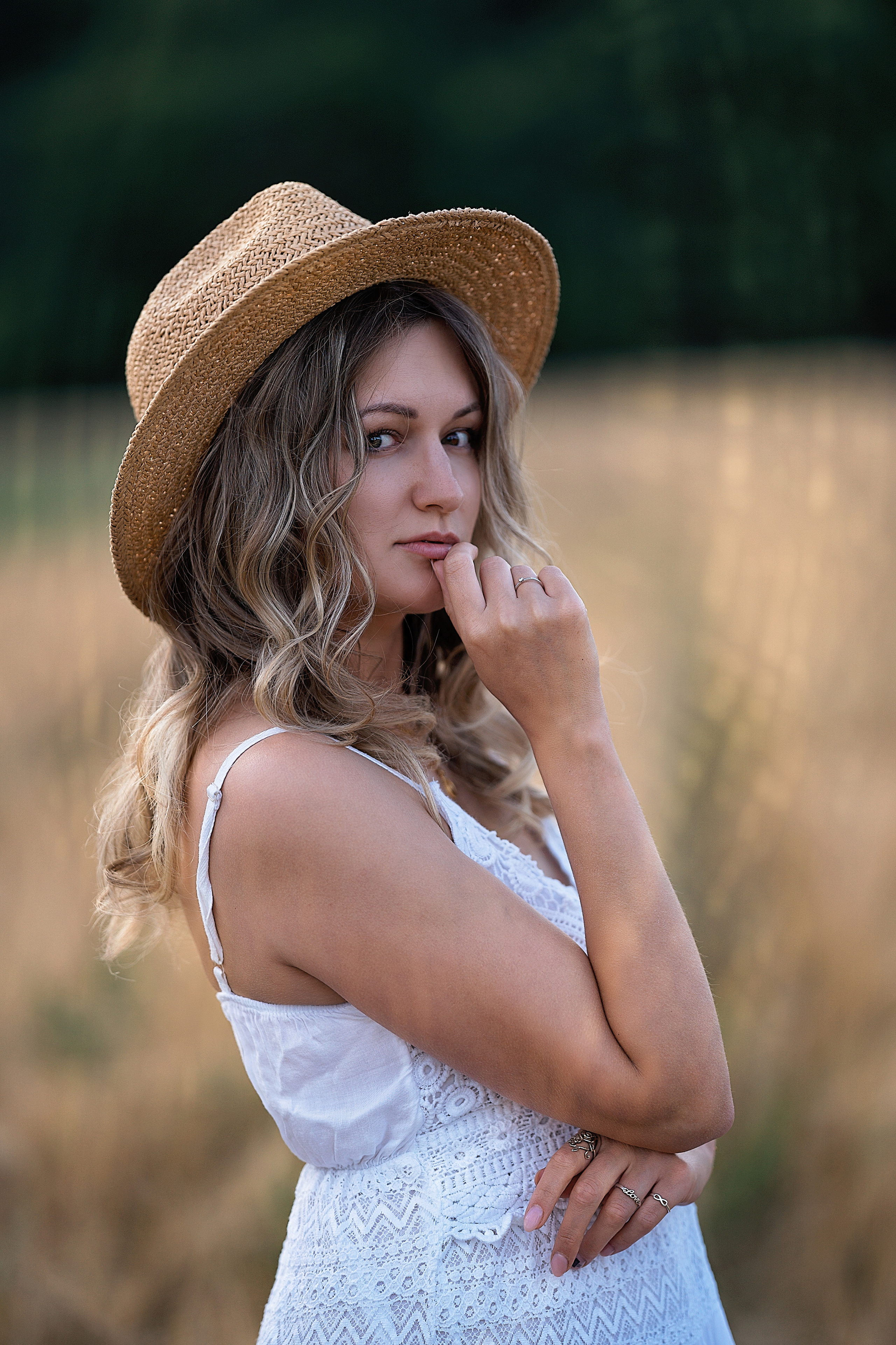 Portrait in the summer evening. Family, Lifestyle and Portrait photograher in Trier, Germany