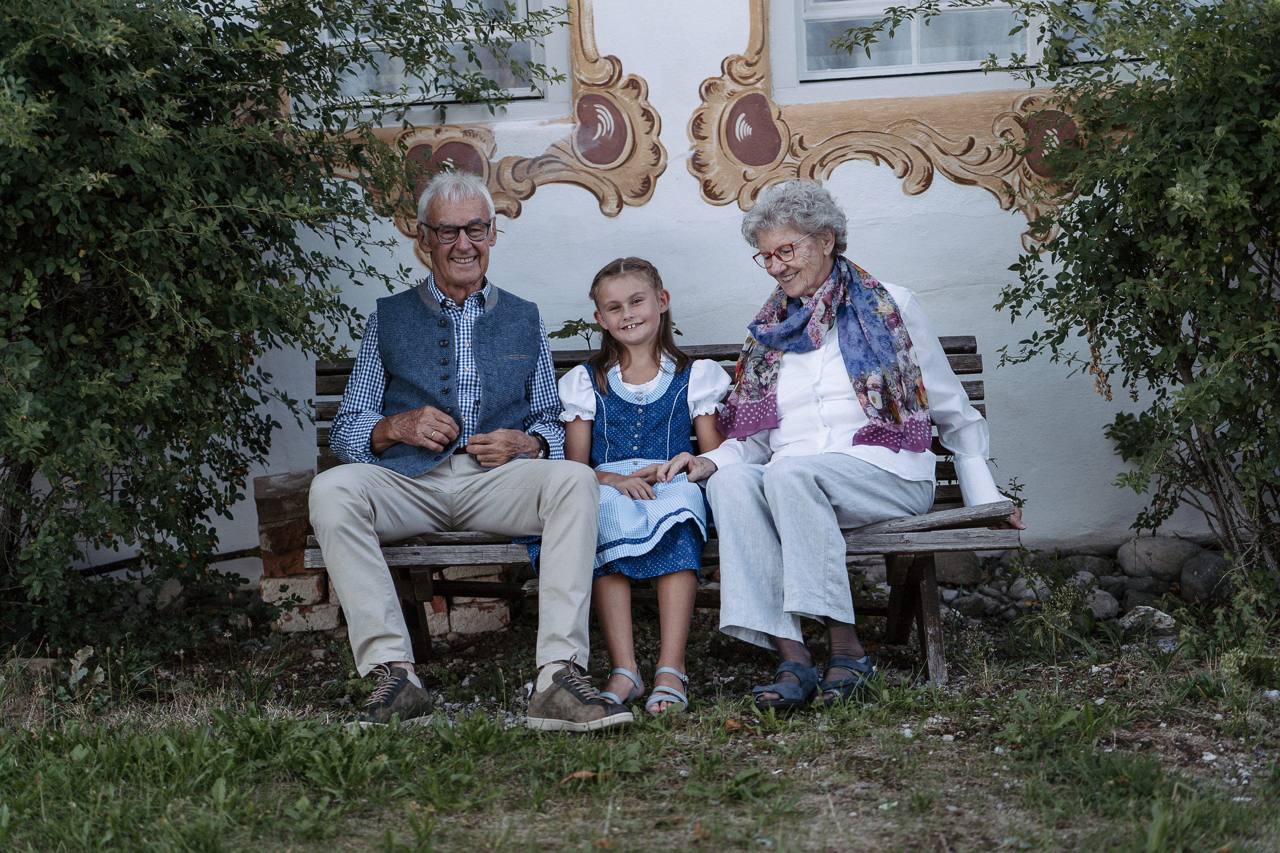 С бабушкой и дедушкой. Семейный, детский и женский фотограф в Германии, Трире