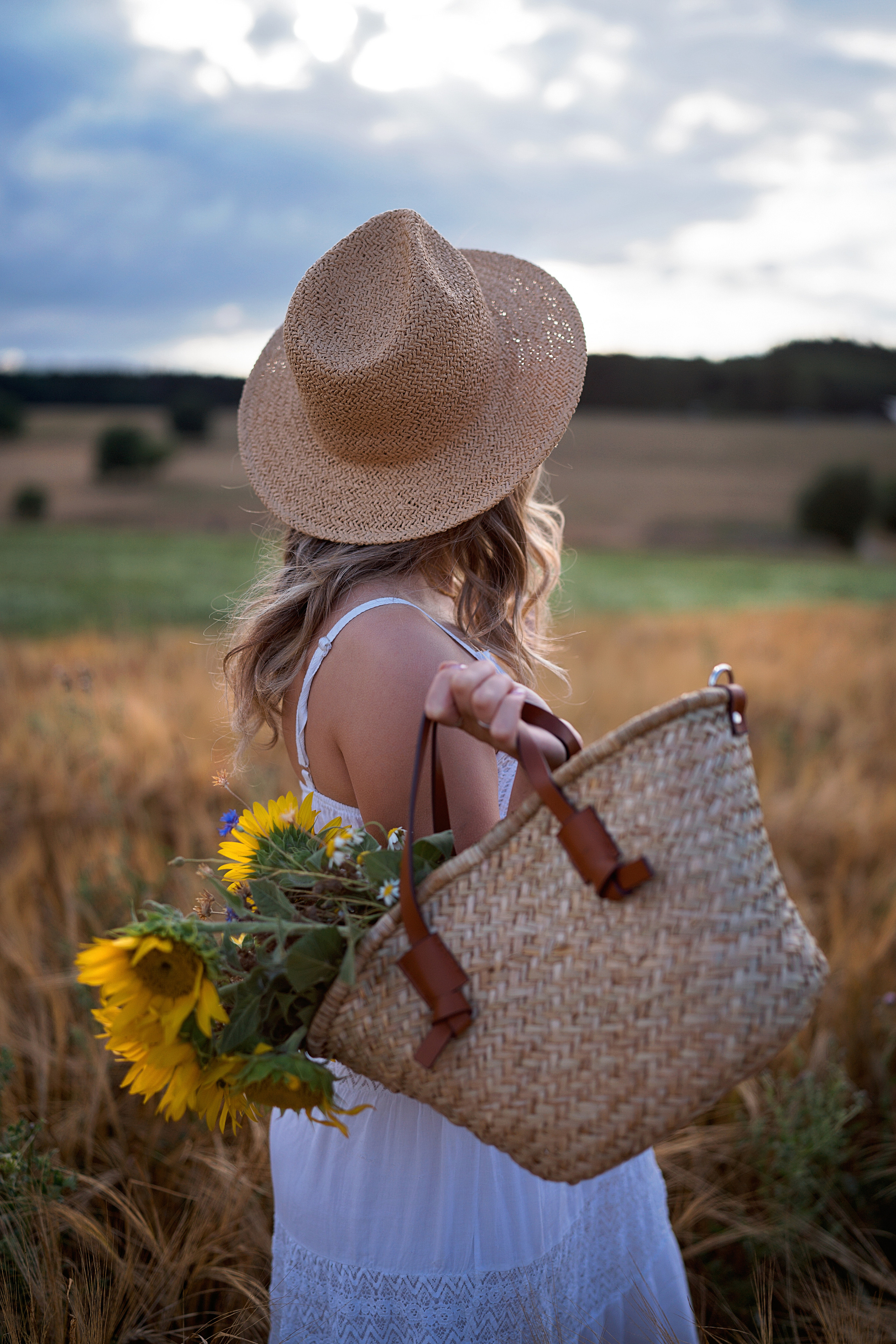 Portrait in the summer evening. Family, Lifestyle and Portrait photograher in Trier, Germany