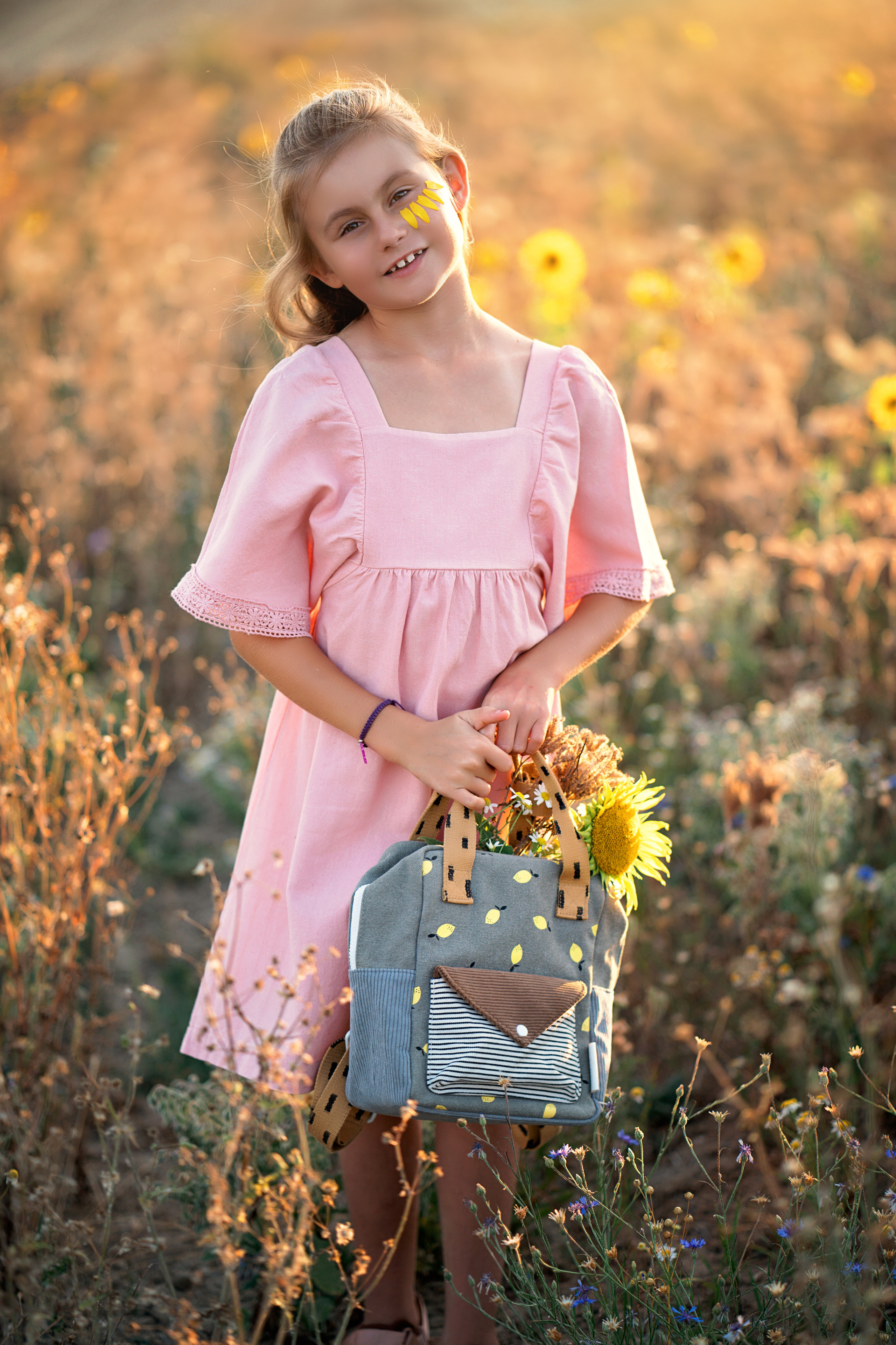 Summer fields. Family, Lifestyle and Portrait photograher in Trier, Germany