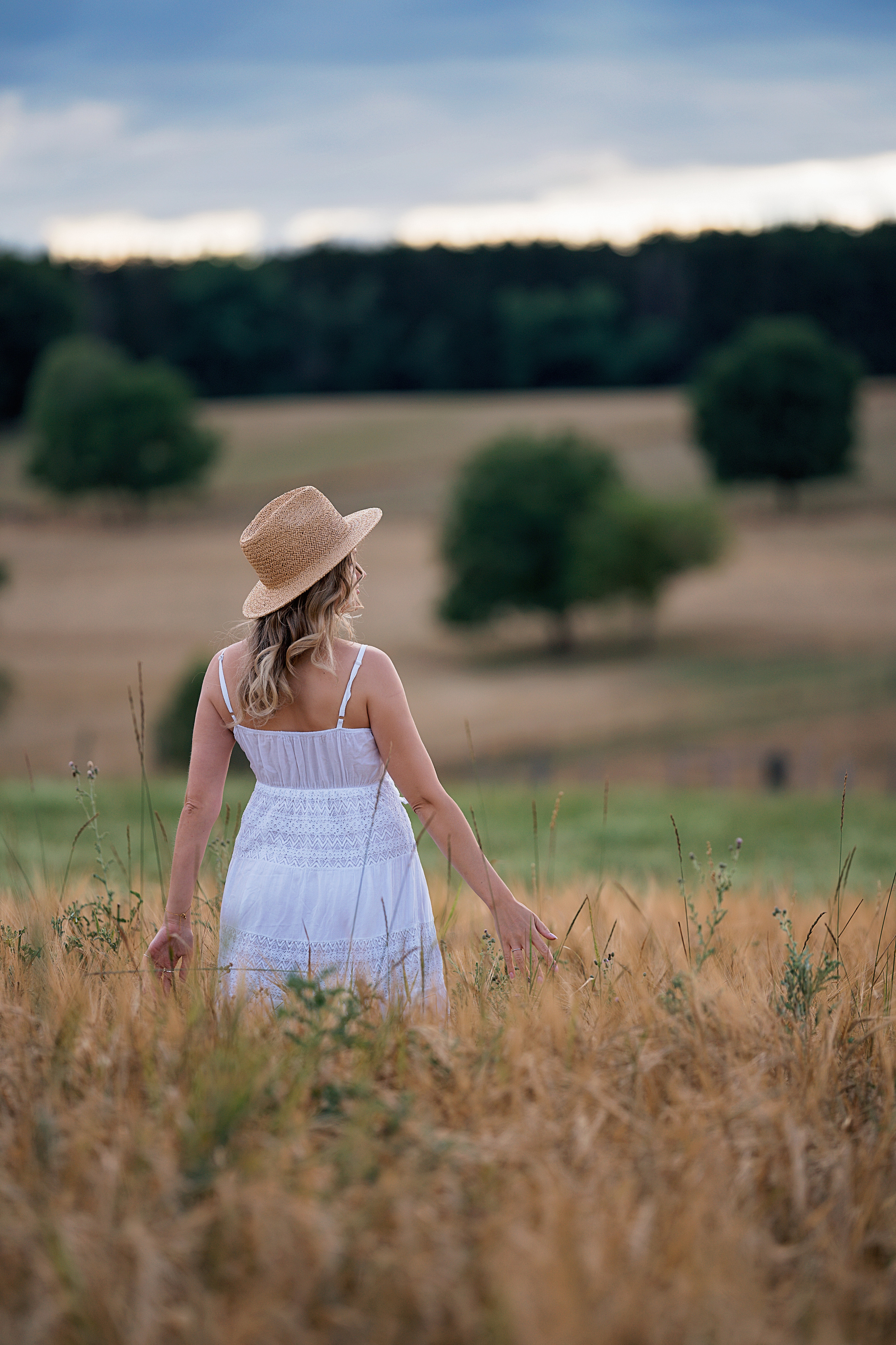 Portrait in the summer evening. Family, Lifestyle and Portrait photograher in Trier, Germany