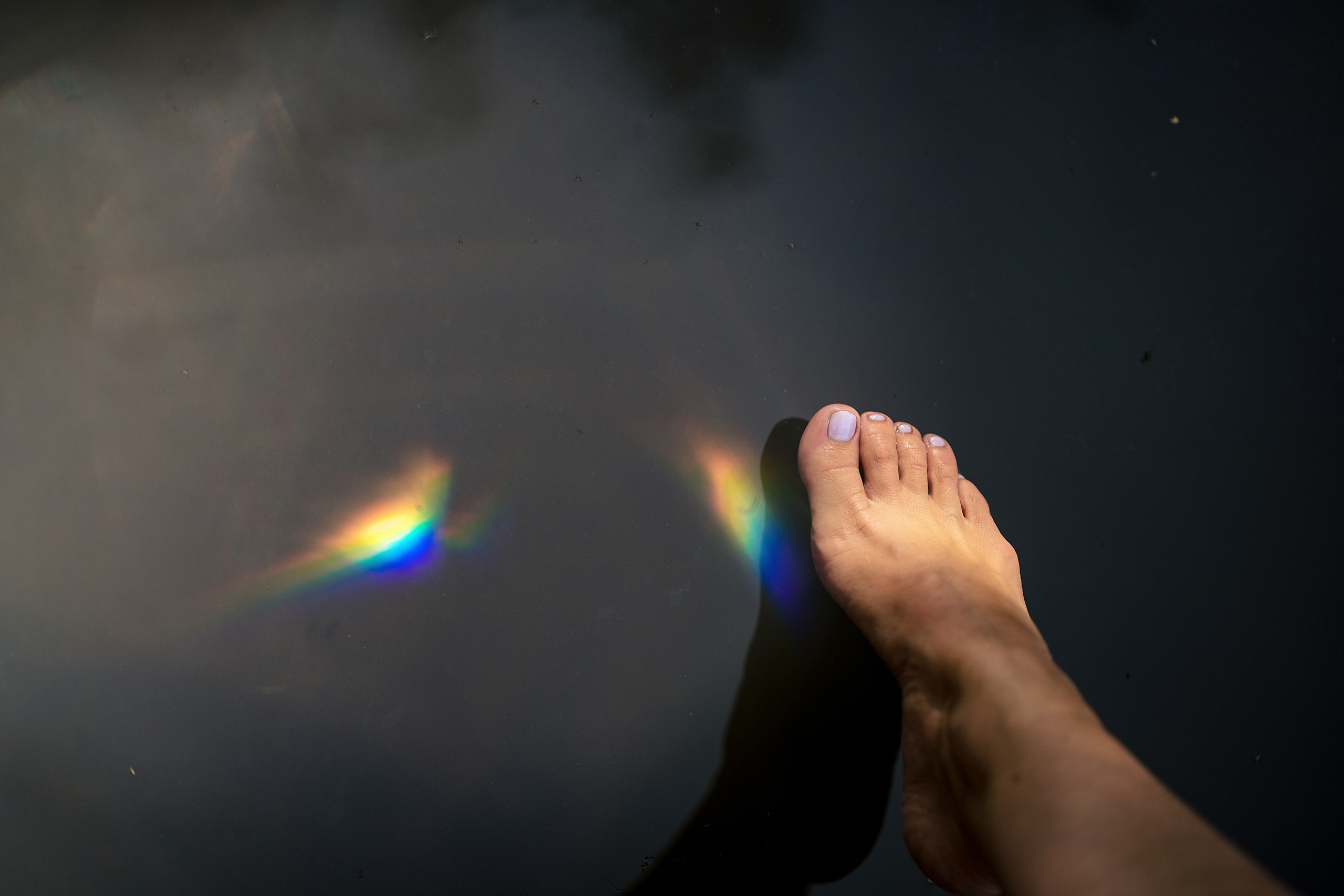 Laudry at the lake. Family, Lifestyle and Portrait photograher in Trier, Germany