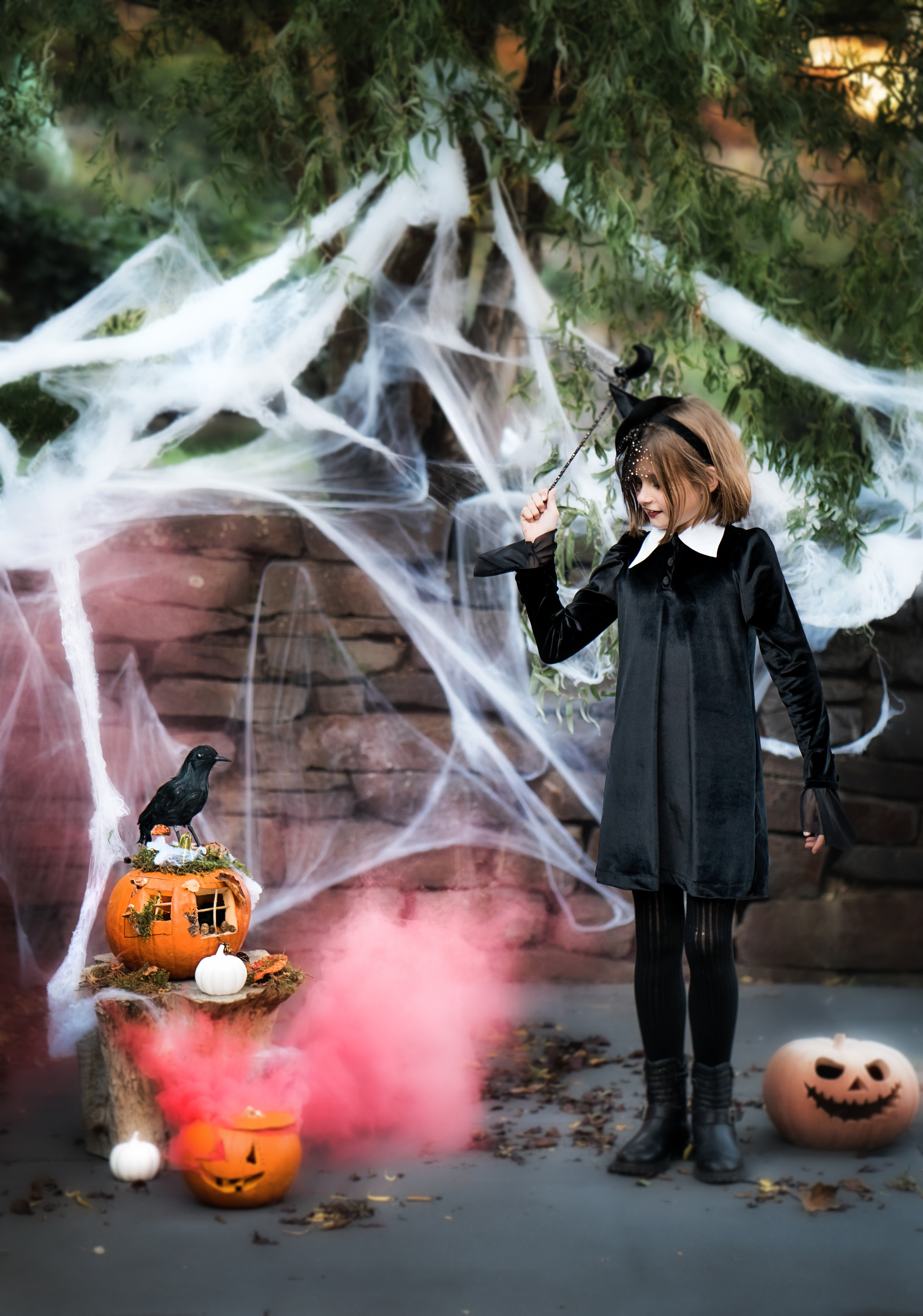 Halloween witch. Family, Lifestyle and Portrait photograher in Trier, Germany