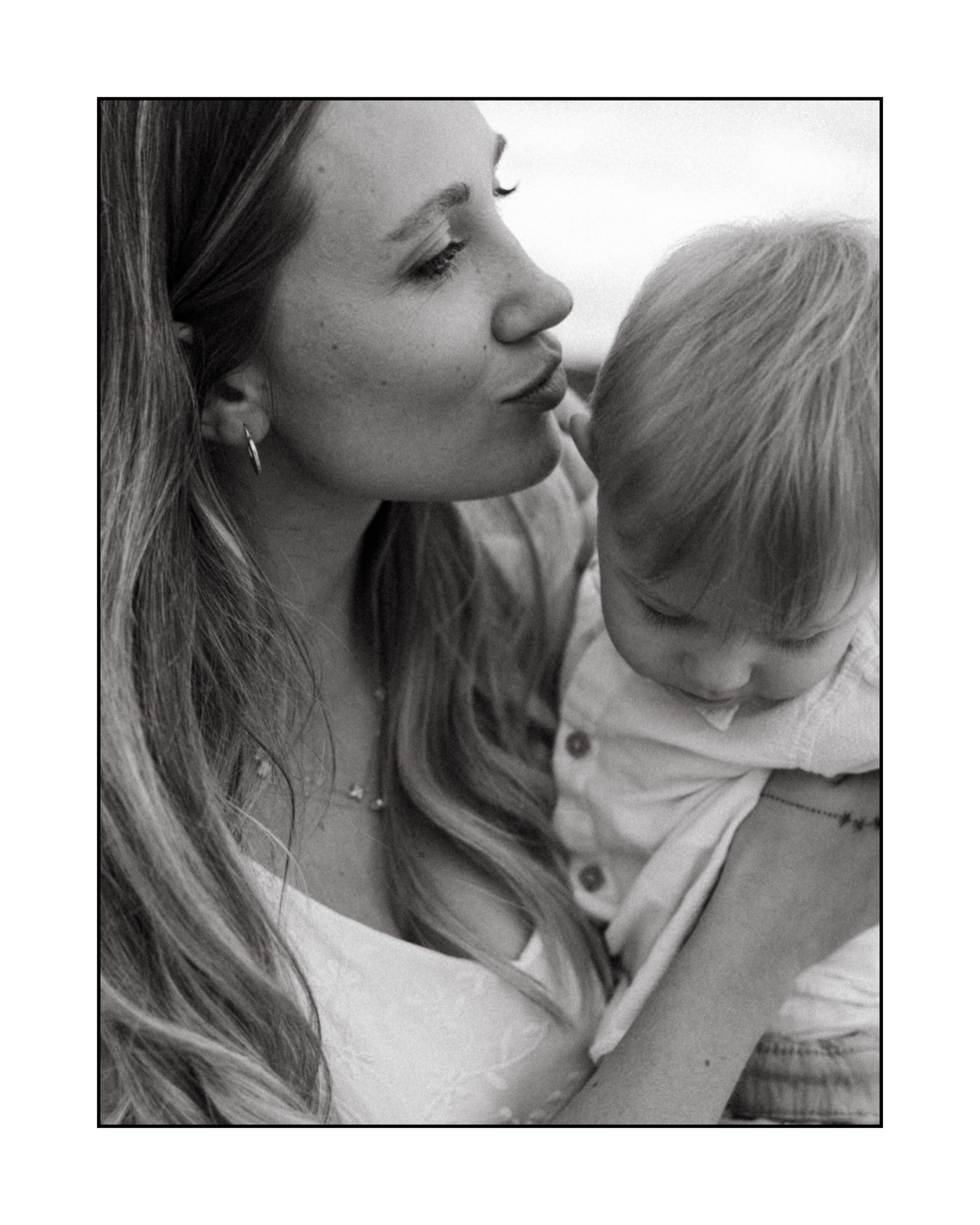 Familie Dujmović. Family photographer in Bern, Switzerland