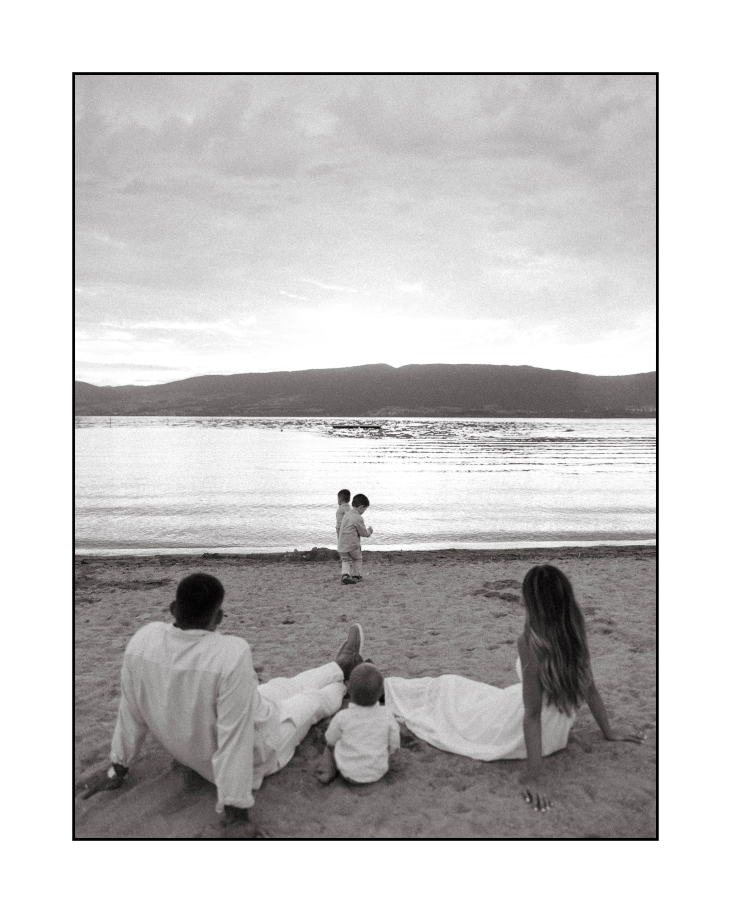 Familie Dujmović. Family photographer in Bern, Switzerland