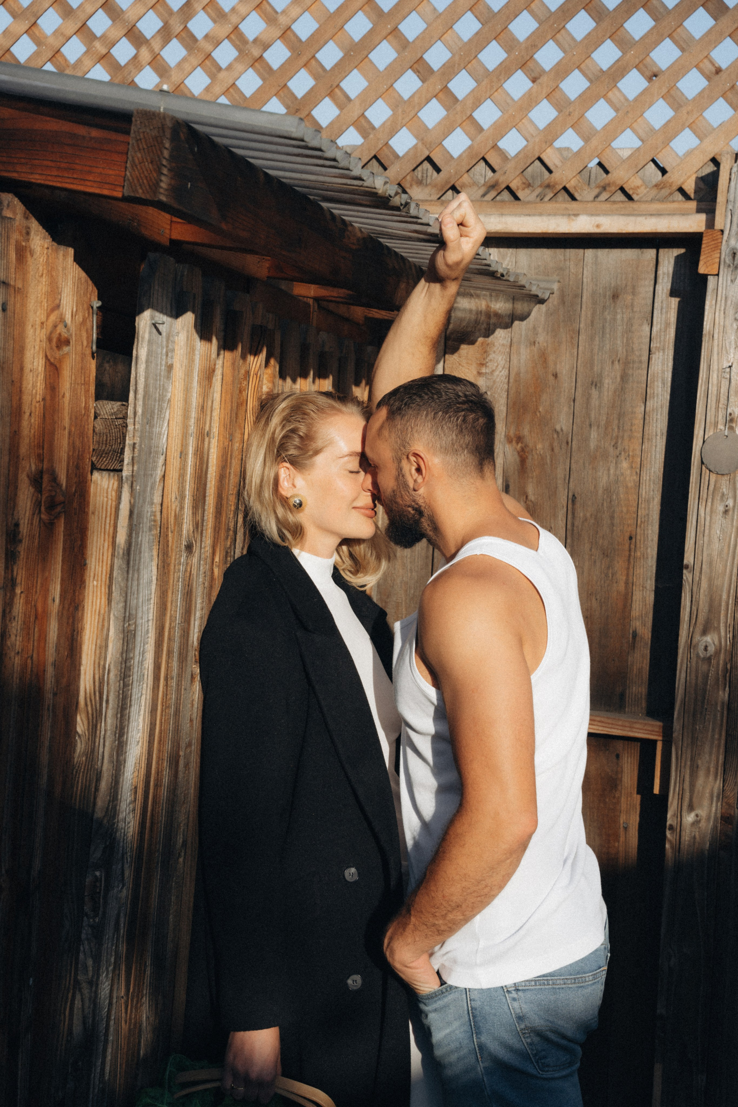 Love Story Photoshoot. Couples photoshoot.  Couples photoshoot at home. elopement photoshoot. Engagement Photoshoot. Santa Monica couples photographer. Los Angeles elopement photograoher