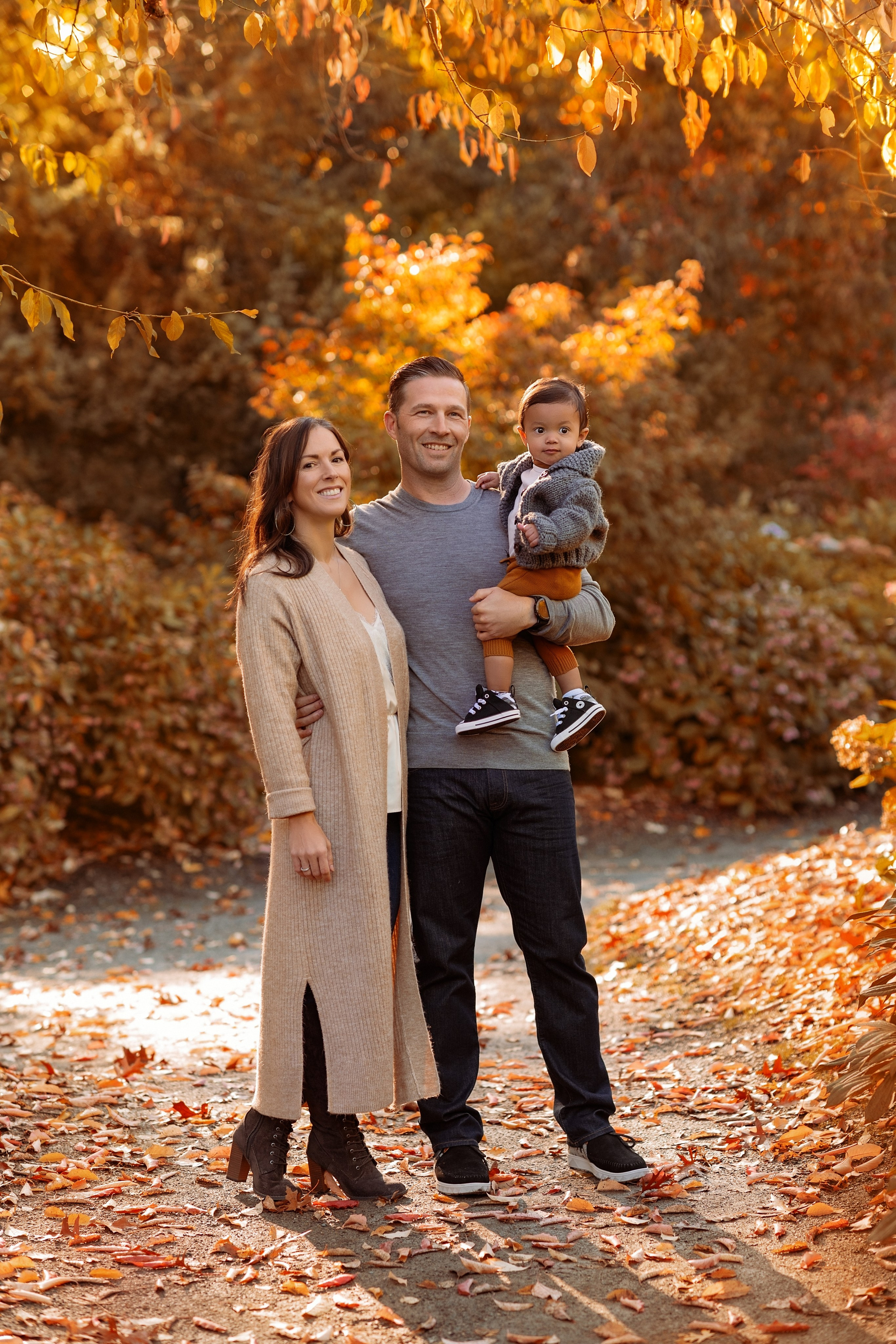 Williams+Justin & Lucca. Wedding & family photography in Seattle area. Helen Michelle photographer