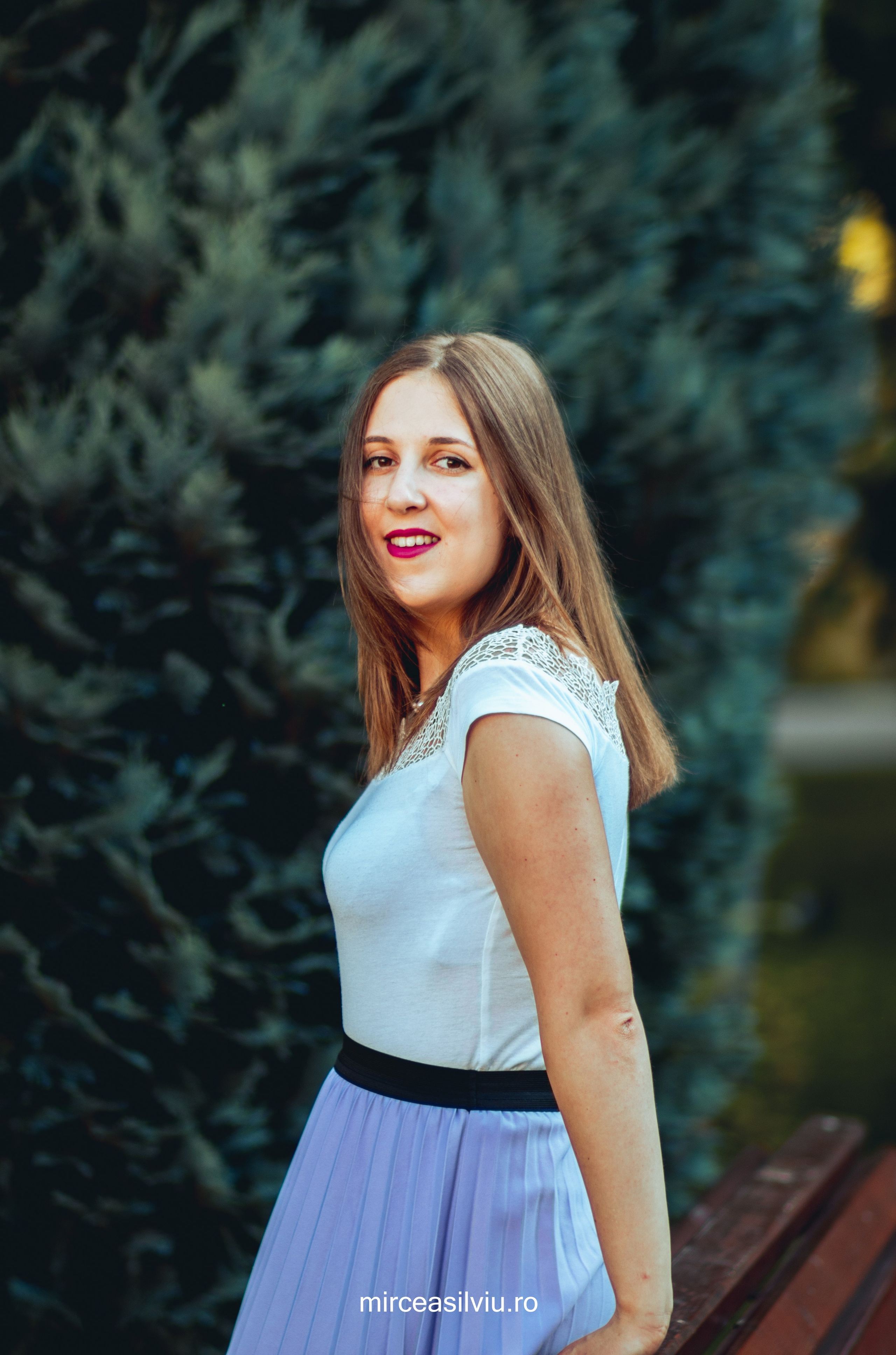 Cristina. Fotograf de portrete și evenimente din Cluj-Napoca. Ședințe foto individuale, nunți, botezuri și aniversări în Cluj și județul Cluj