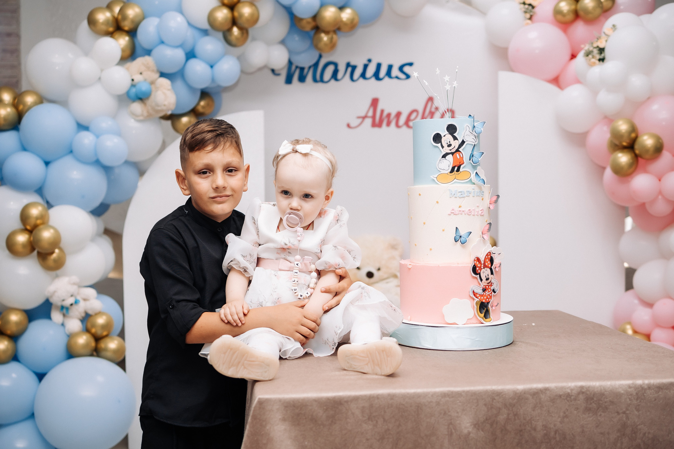 Marius & Amelia. Fotograful evenimentului tău