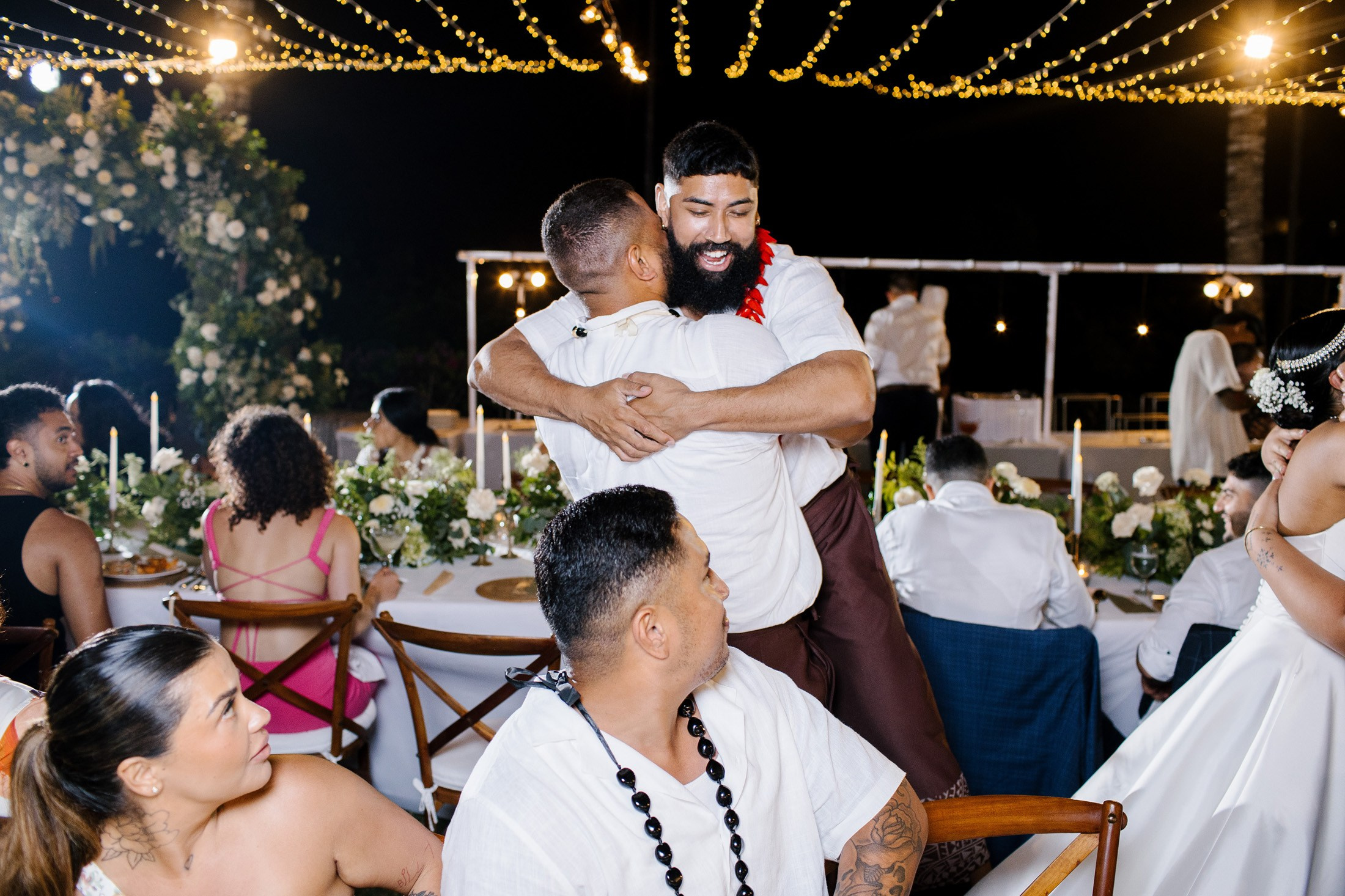 Big funny wedding with guests in paradise Bali island. Get.it.feel — Aesthetic Photography and Videography