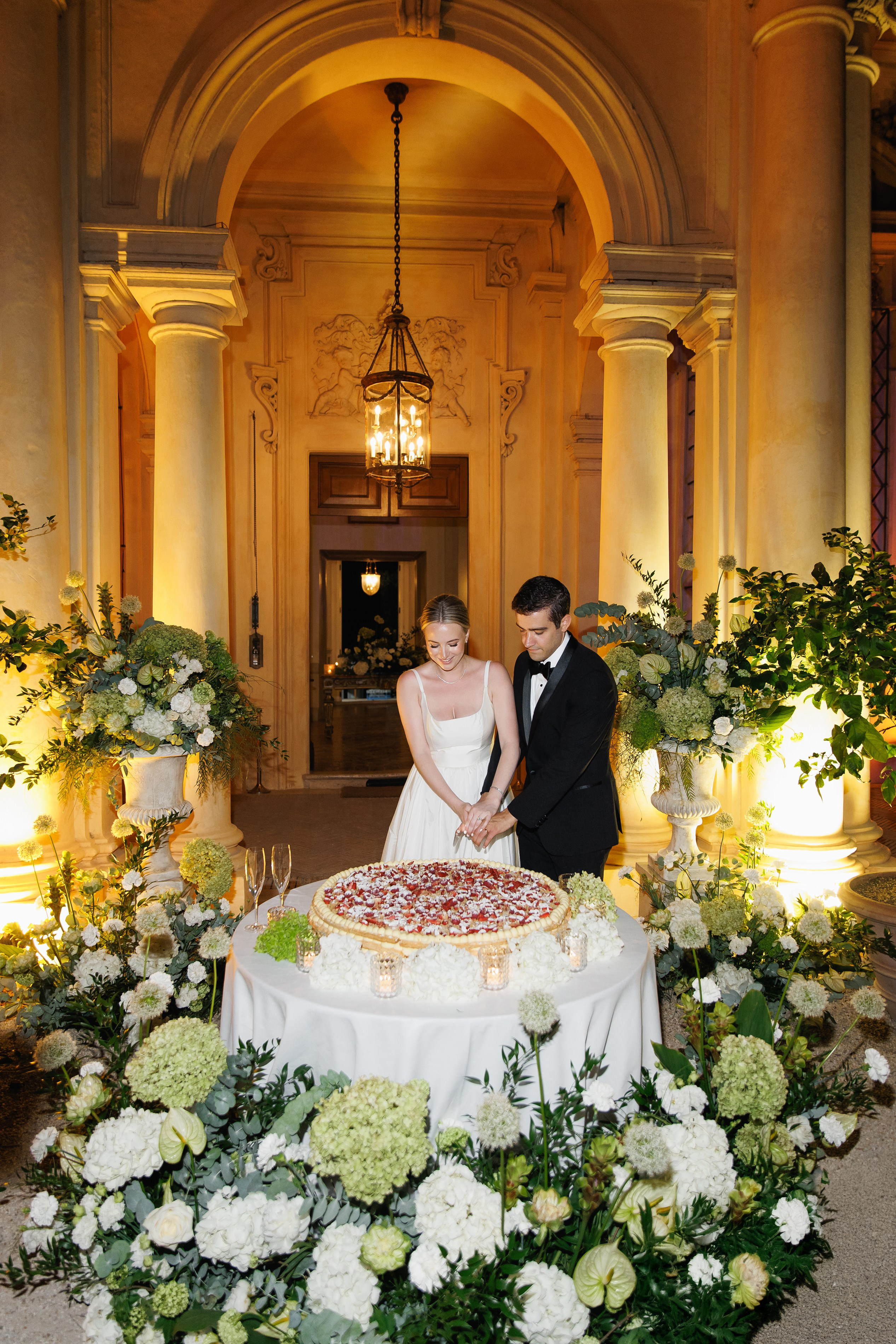 Wedding photographer Italy Rome, Tuscany, Lake Como, Sicily, Puglia. Wedding Photographer Rome Tuscany Como Sicily Puglia Amalfy Italy- Oksana Savenchuk