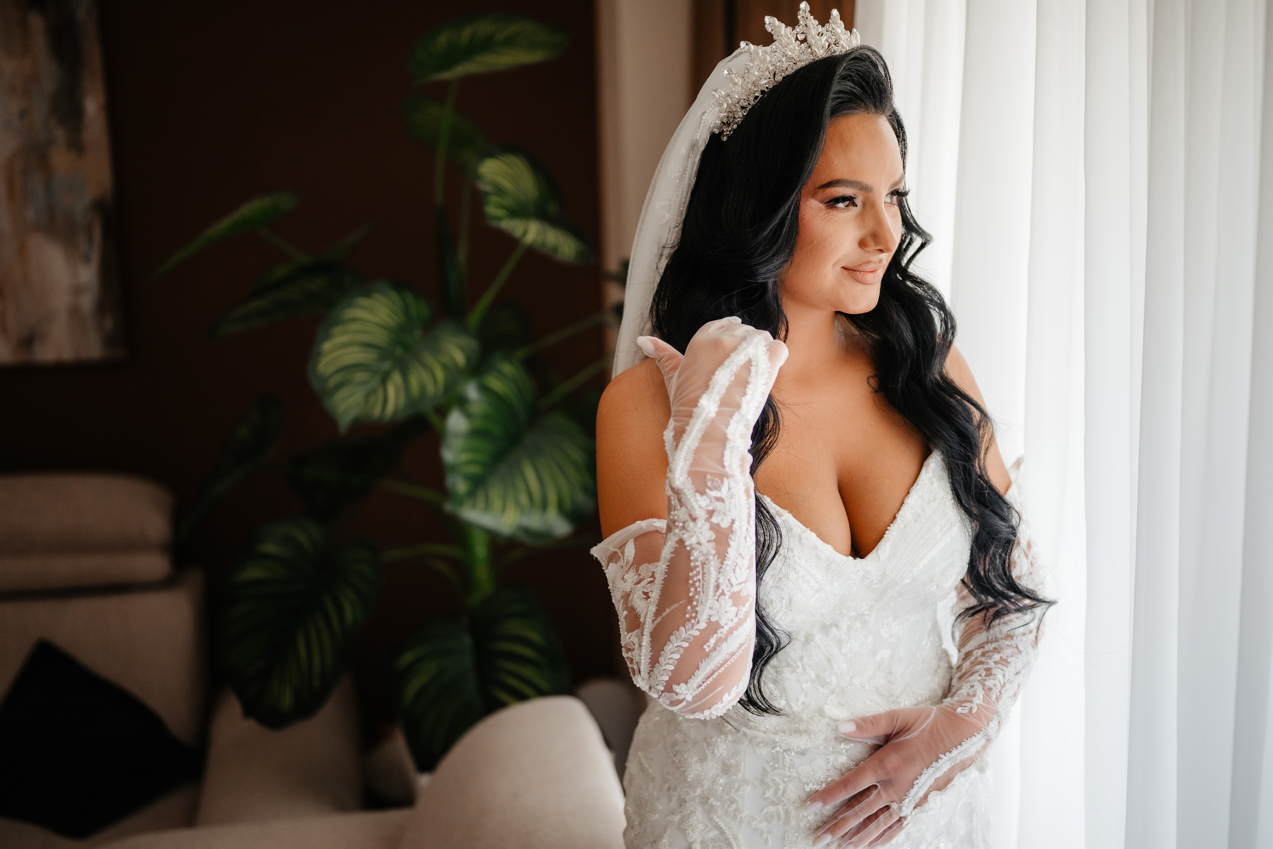 🤎 M a r i n a & A l i n - Wedding Day Preview. Wedding & Family Photographer