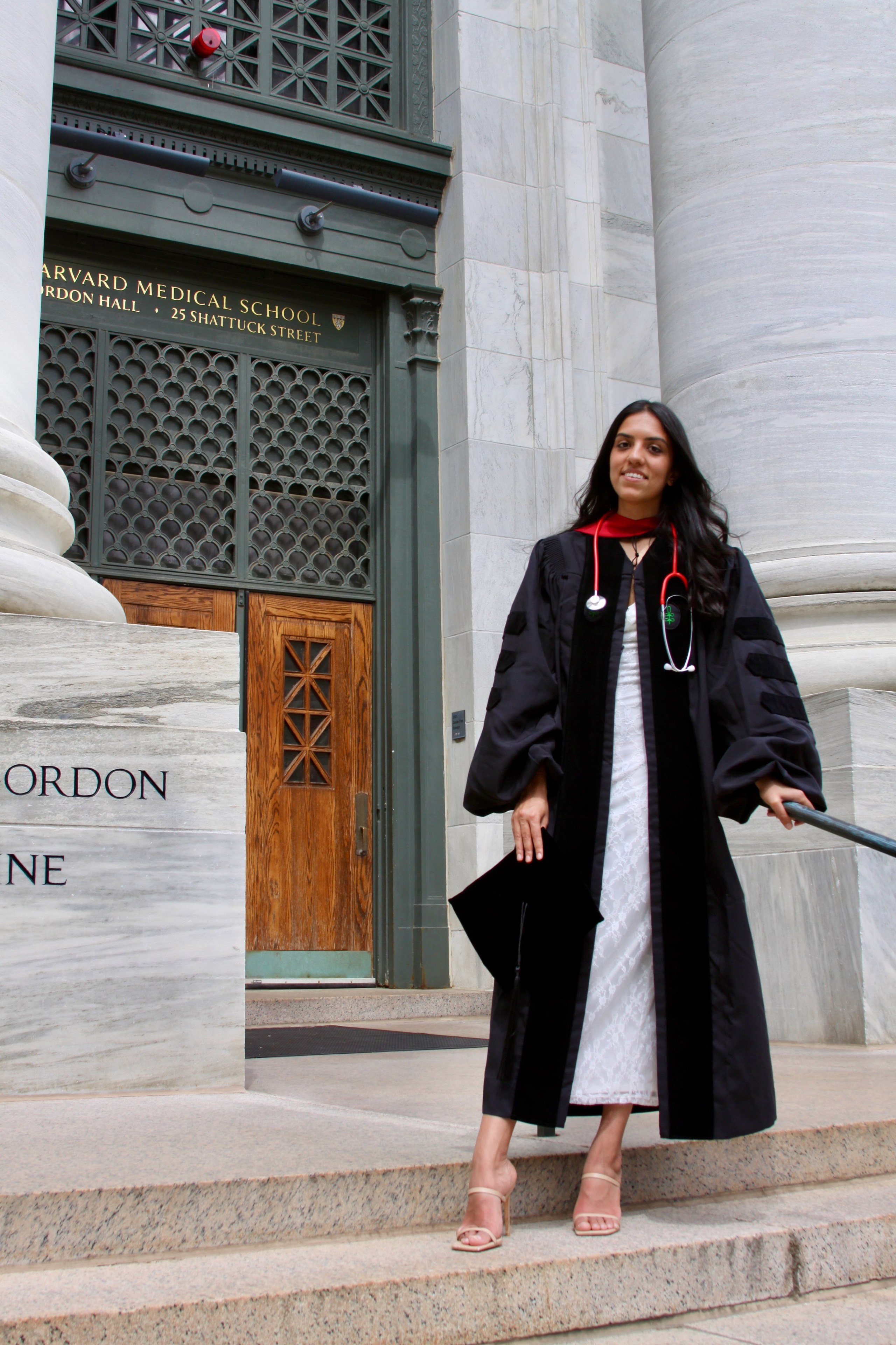 MD graduation with Ruhi. Kelly Sang, graduation and portrait photographer in Boston