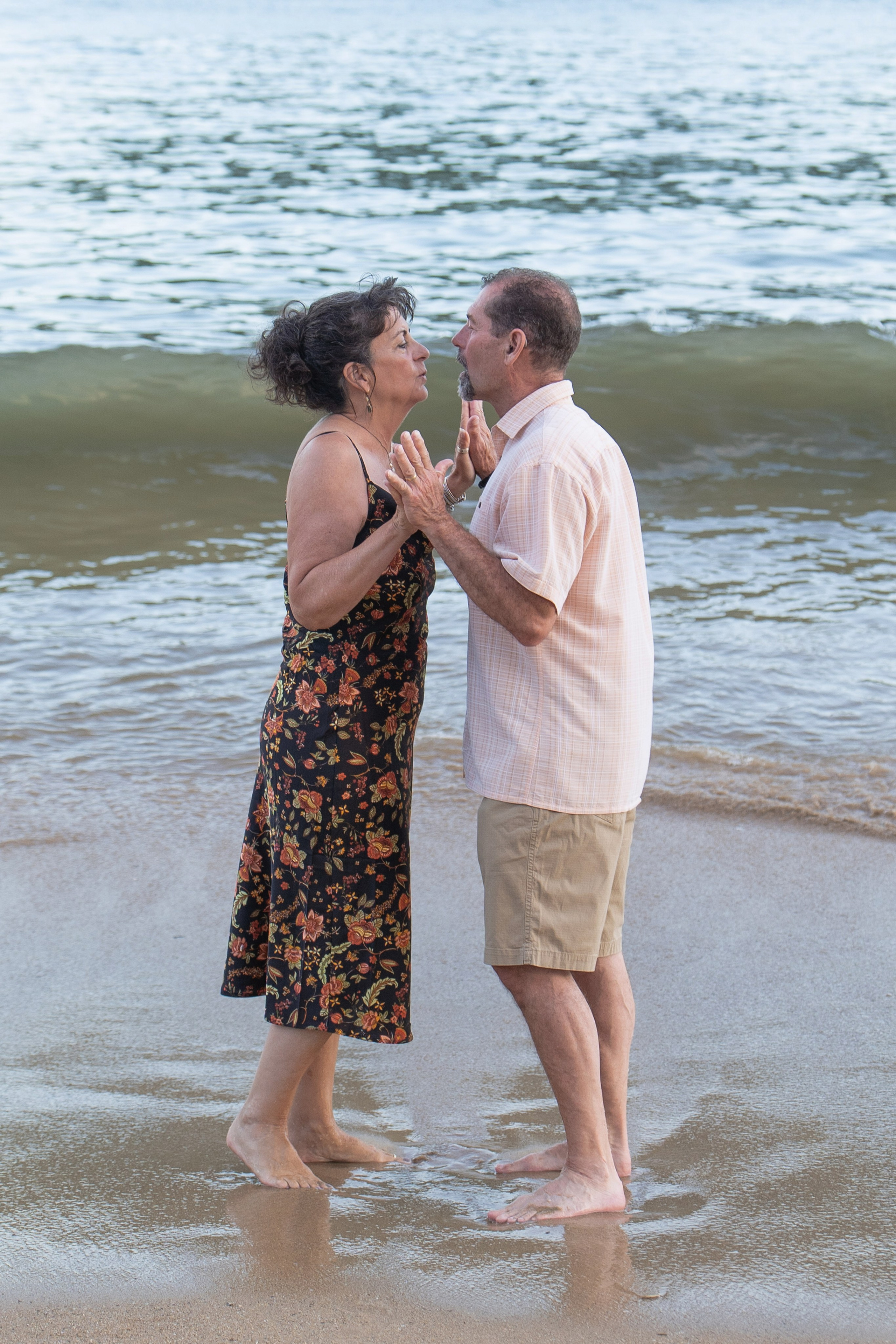 Kauai Beach Photography LLP. Awards winning photographer in Kauai, Hawaii