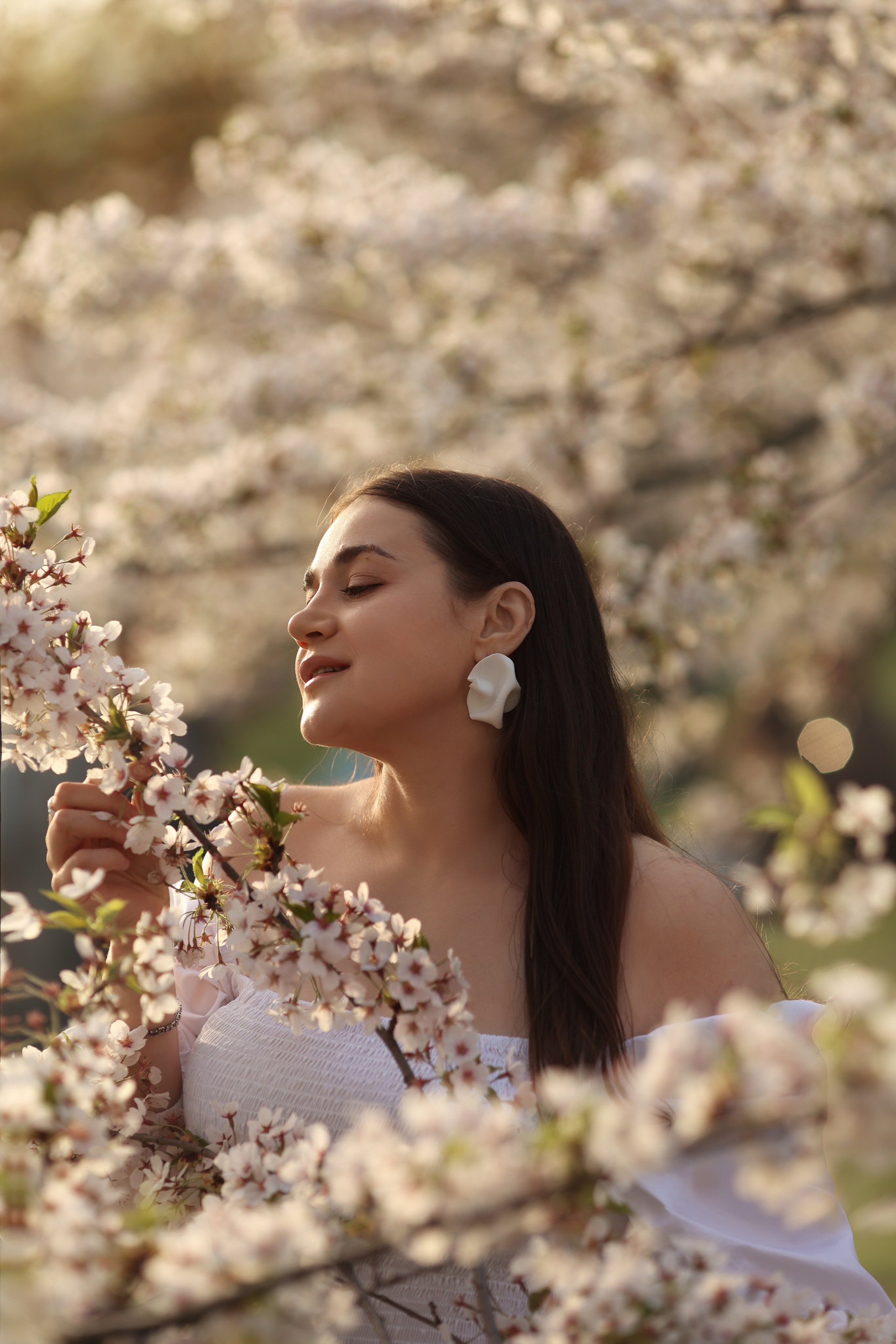 Нежное цветение сакуры. Family photographer in Vilnuis Svetlana Naumova