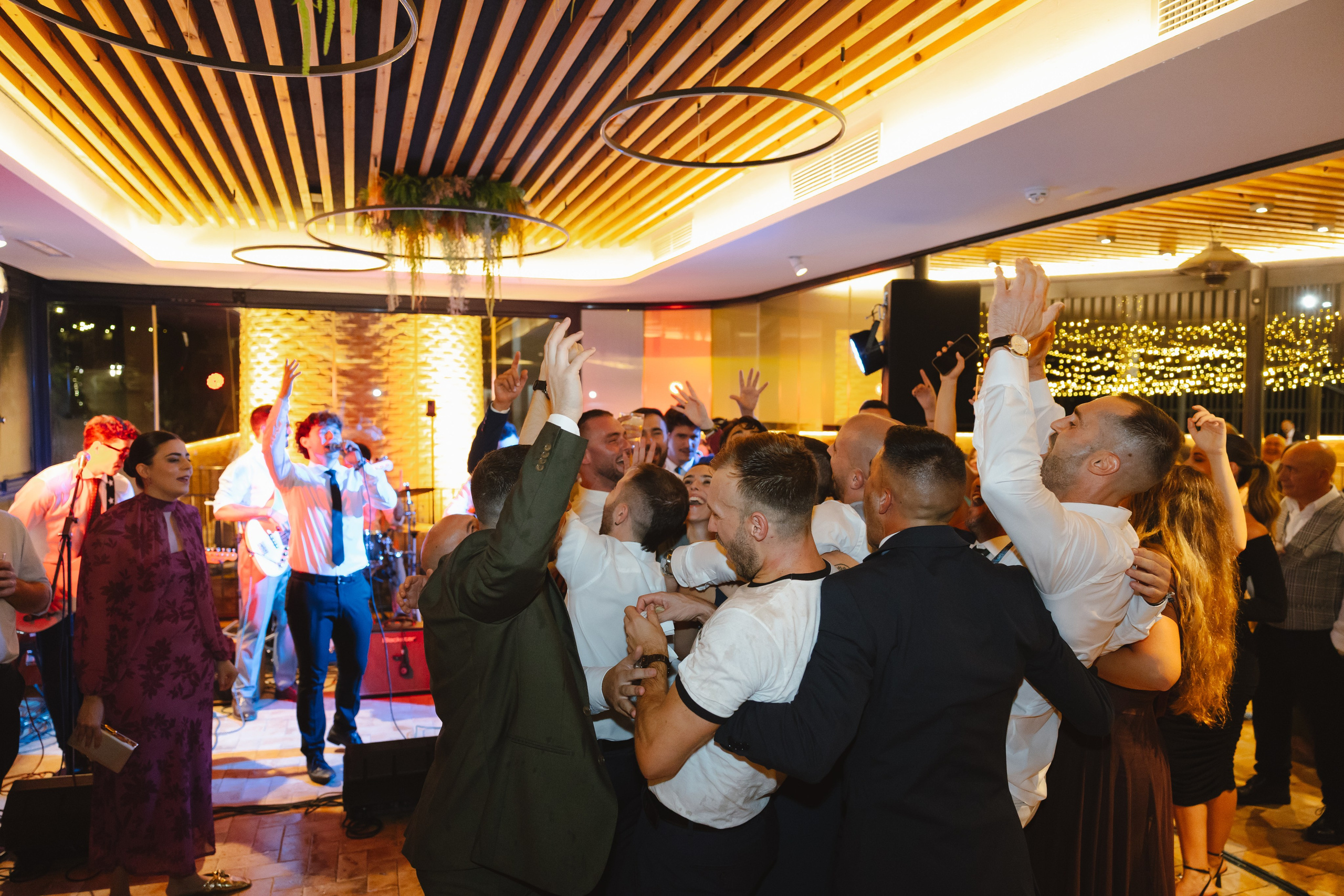 EVA & GUILLE. Fotógrafo y Videografo de bodas y eventos