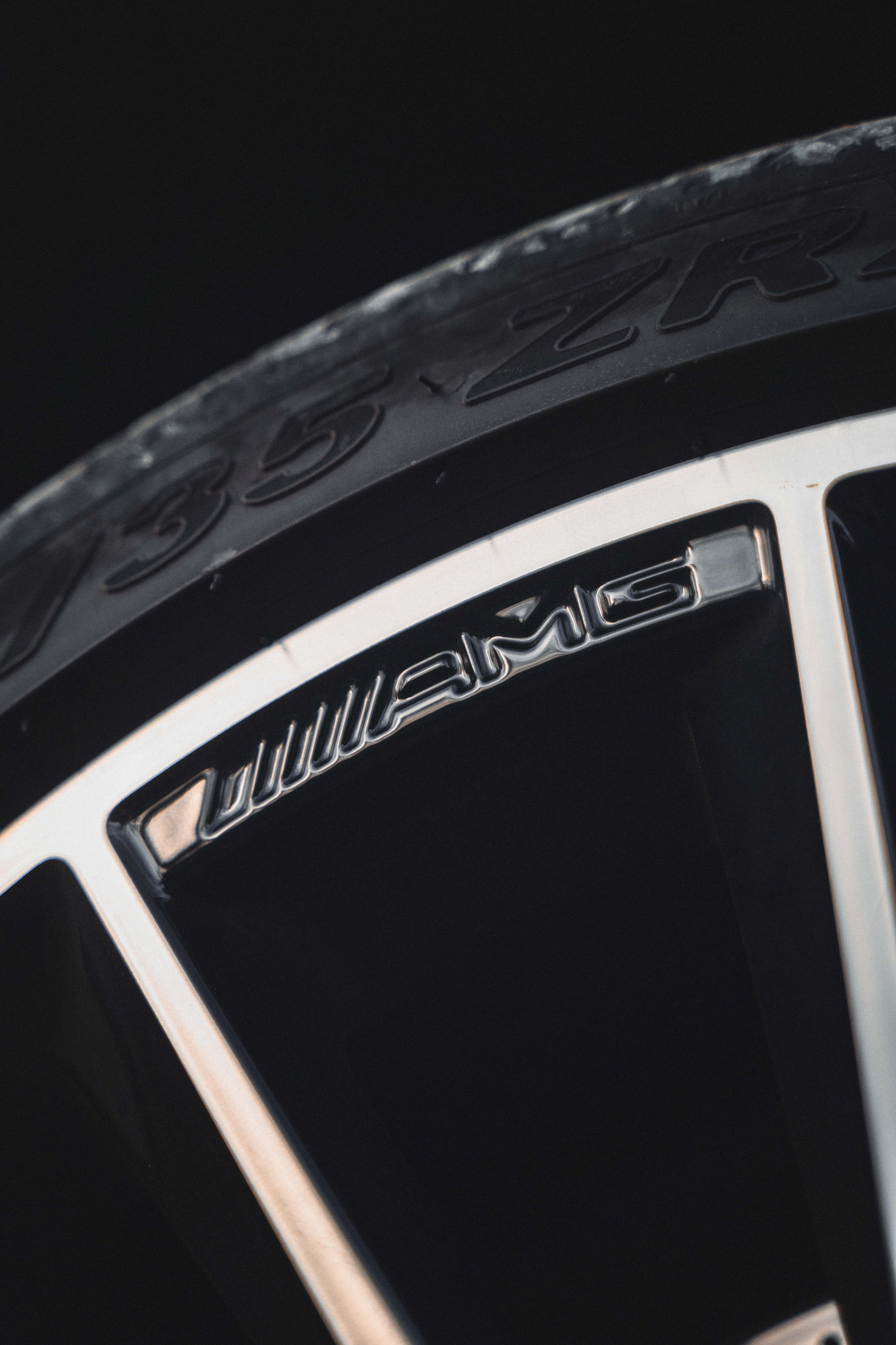 Mercedes E43. Жуков Студио