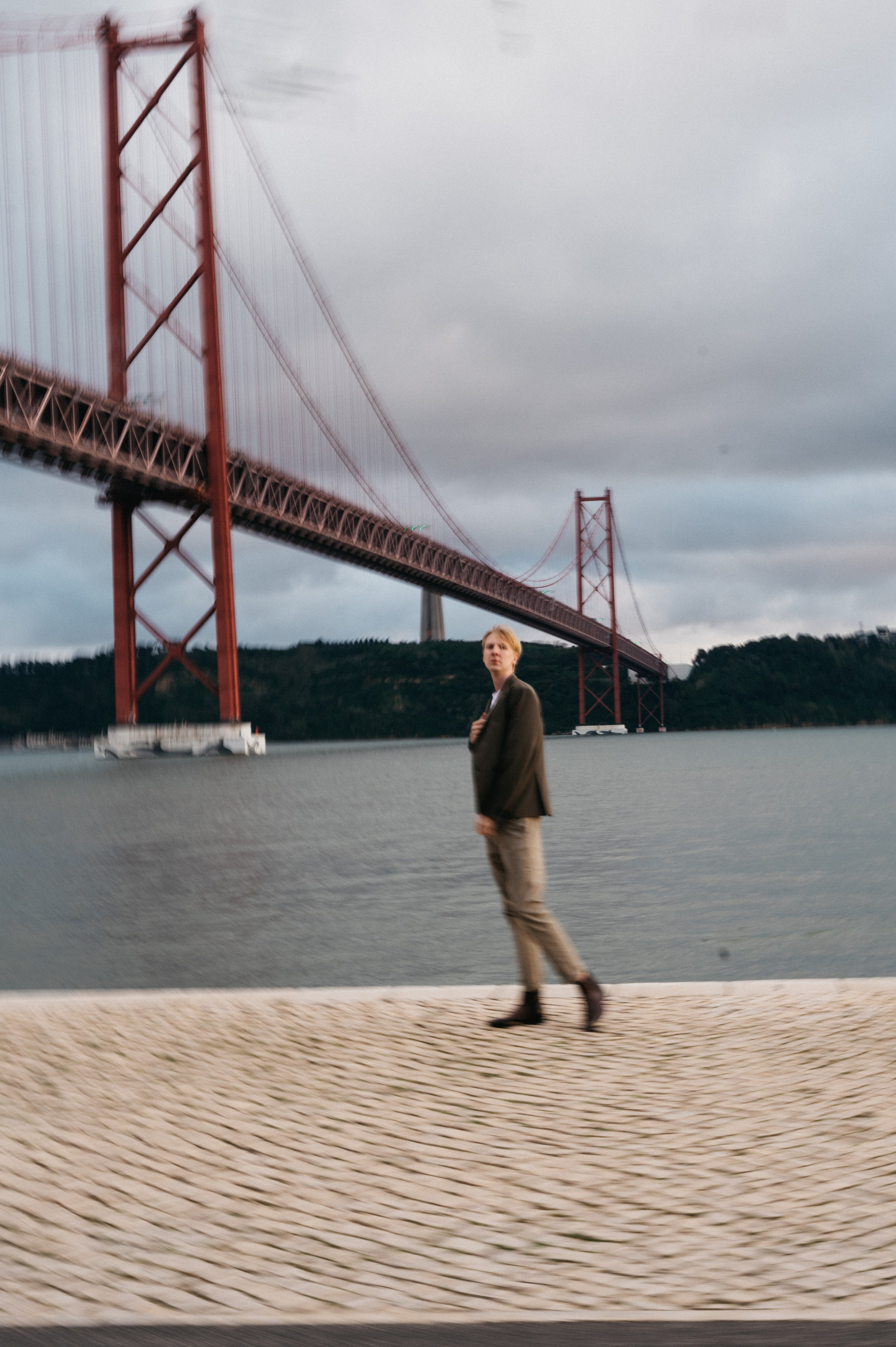 WINDY. Wedding and commercial photographer