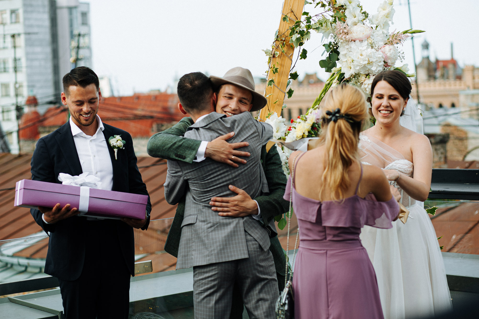 Kāzas svinības restorānā Herbārijs