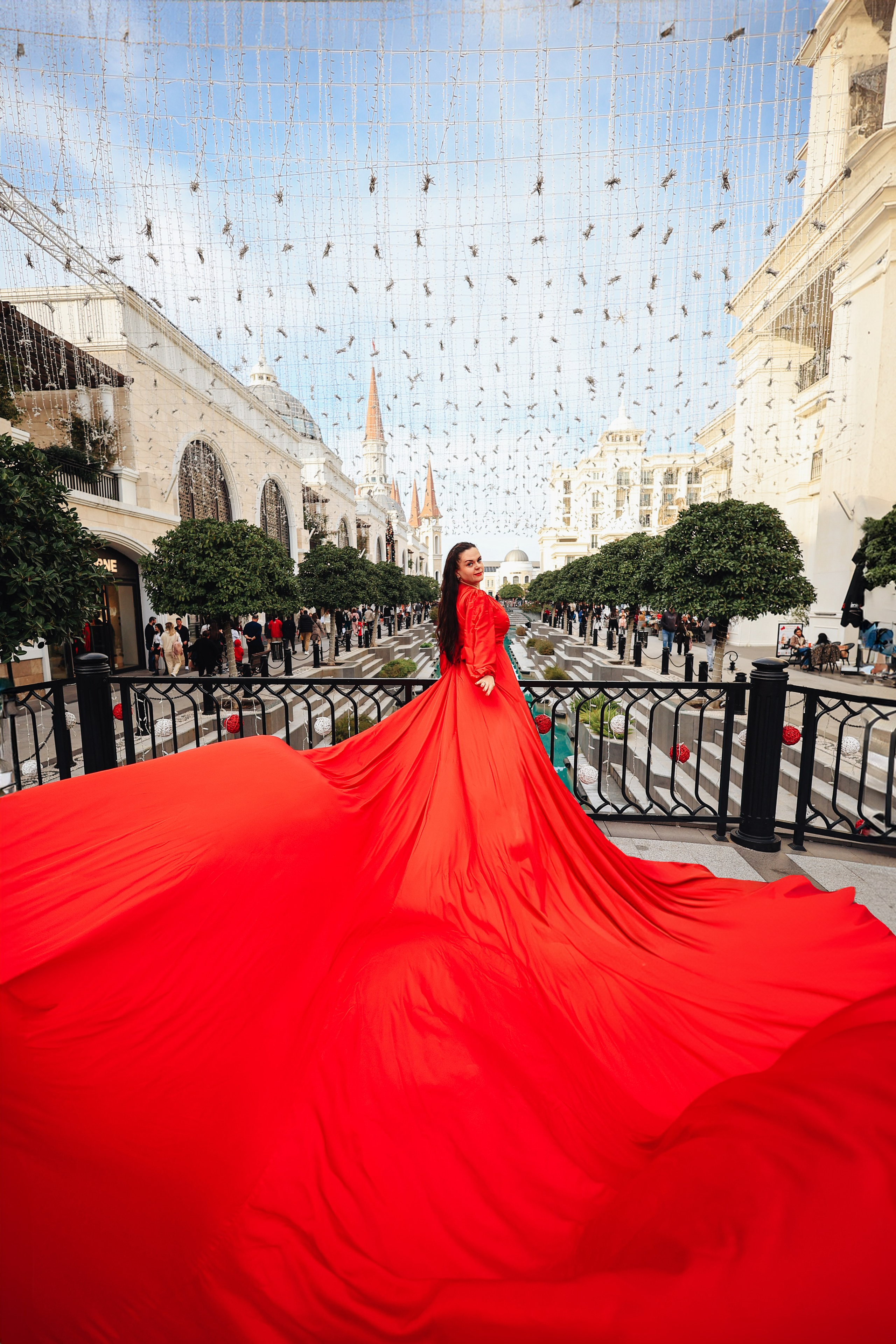 Flying dresses for rent. Photographer in Turkey, Antalya, Kemer, Belek, Side, Kas, Fethiye