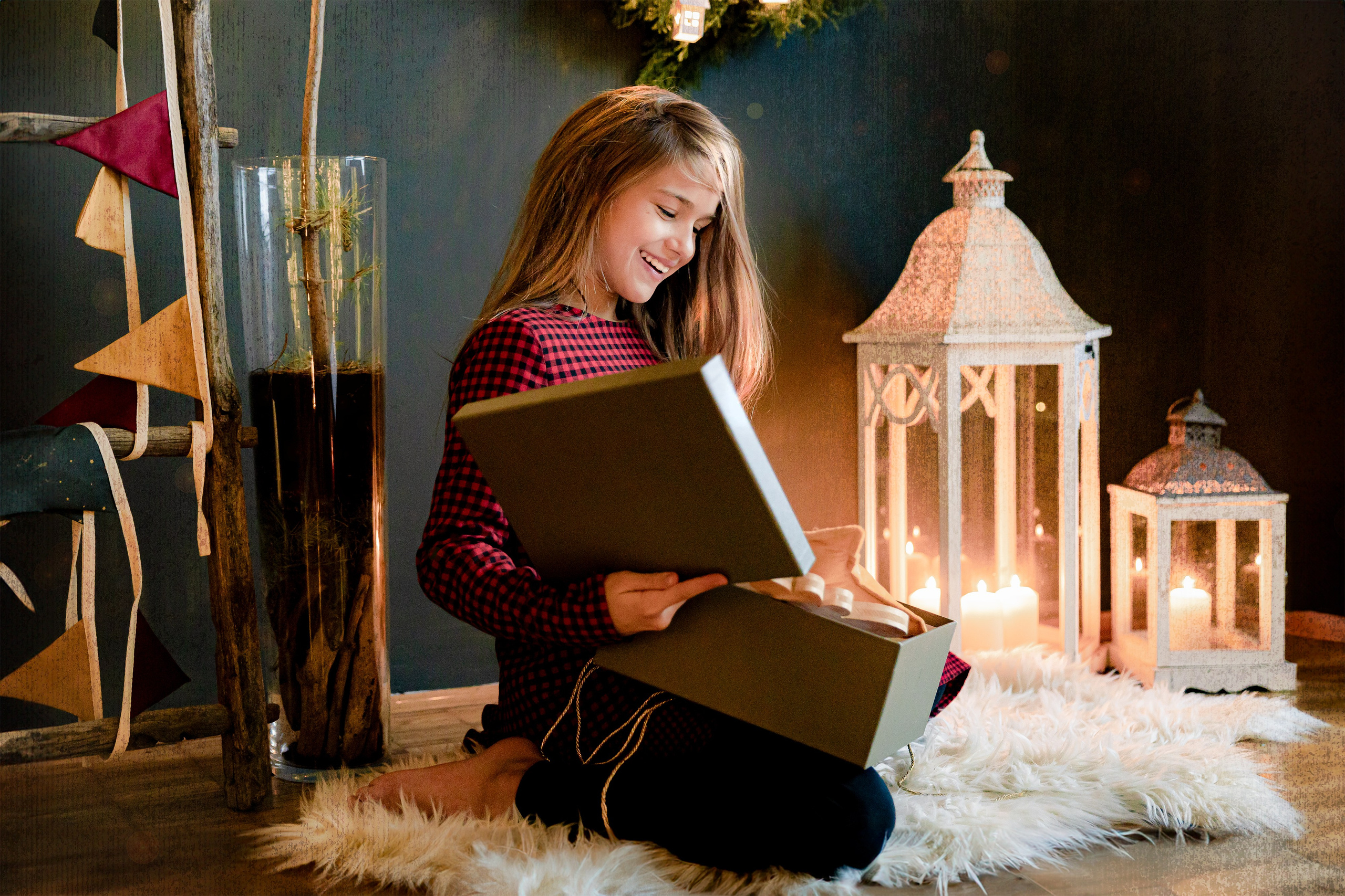 Praznična atmosfera uhvaćena kroz profesionalno novogodišnje fotografisanje