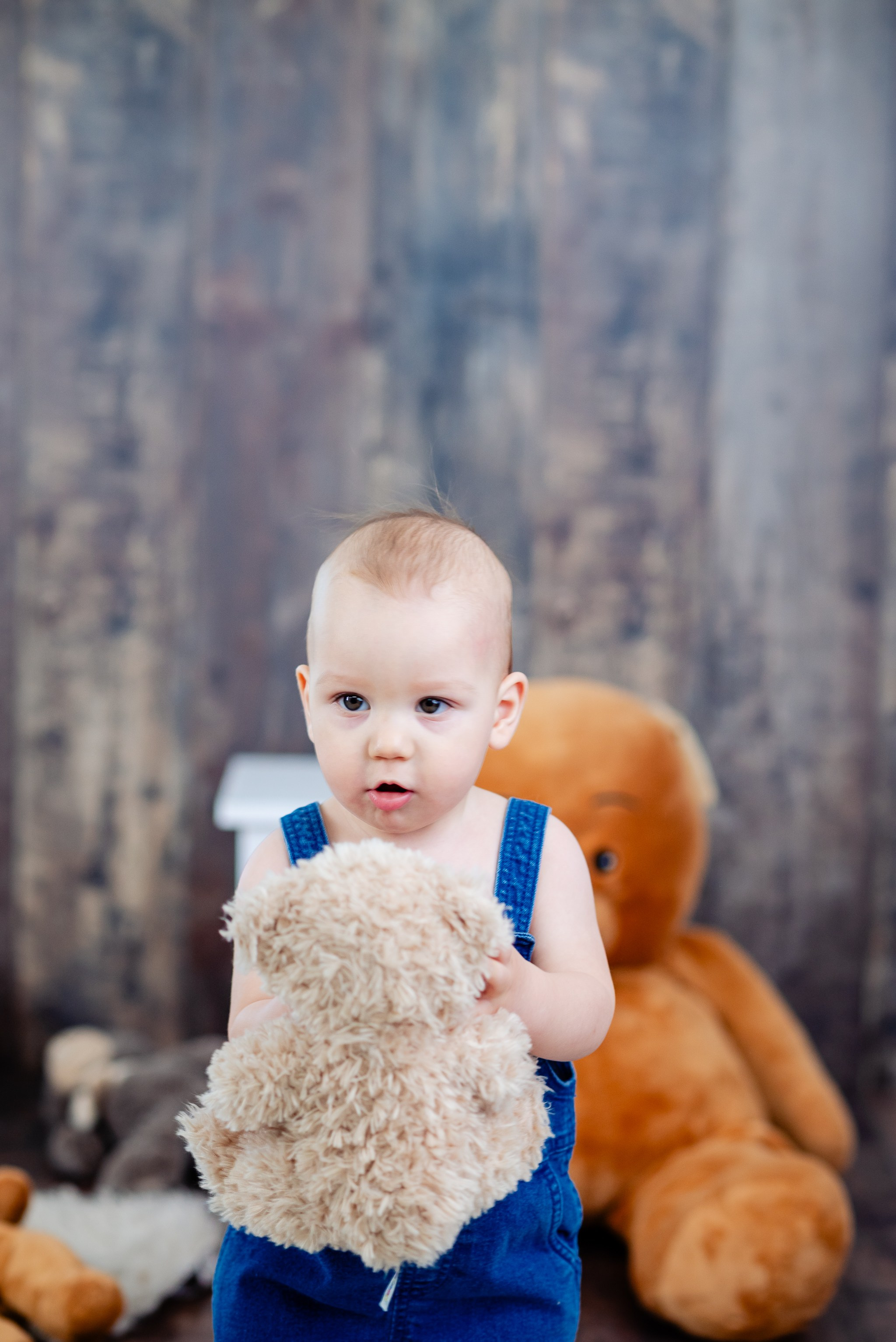 Smash the cake — Aris. The Unseen by Giani Maftei