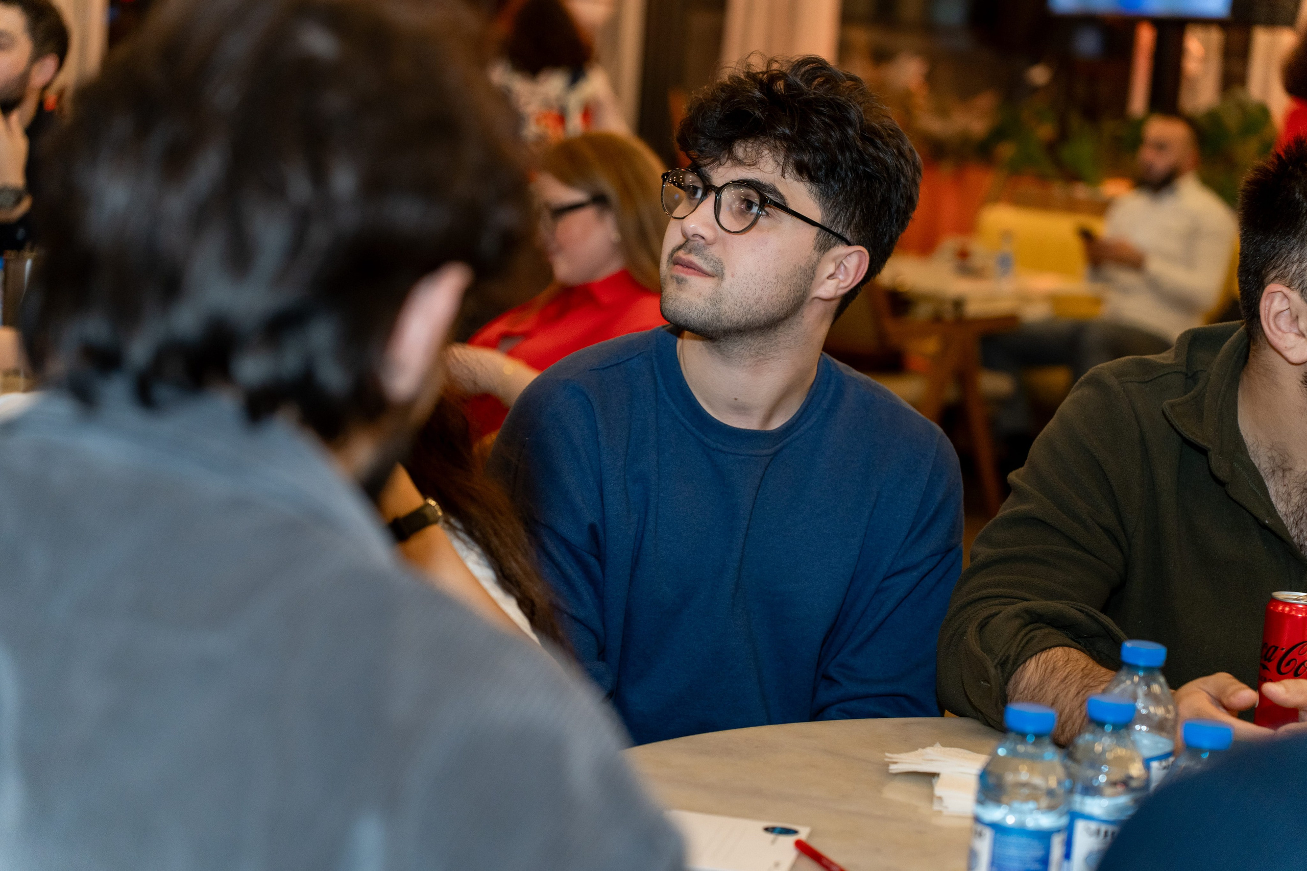 Azəronline şirkətinin əməkdaşlarının “Nə? Harada? Nə zaman?” oyunu. Fotoqraf Vəli Məmmədov