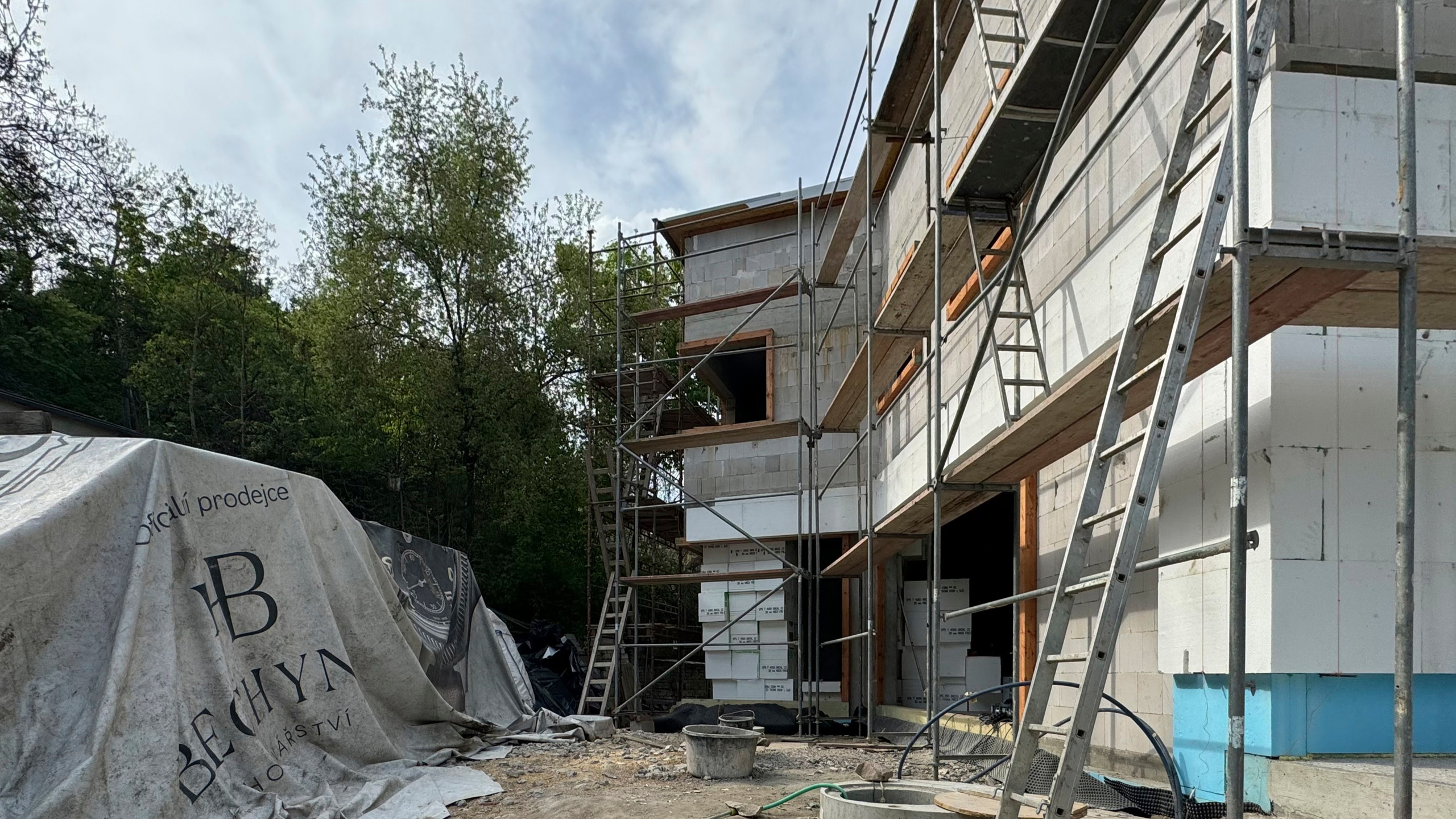 Architekt Praha - Navrhujeme luxusní domy. Špičková moderní architektura. architektonické studio Praha. Architekti rodinných domů | Architektonické studio Praha. Zahradní architekt. Bytový Architekt a Návrhy interiérů. Architekt rodinných domů. Luxury villa. Nejlepší Vily. Luxury vila.