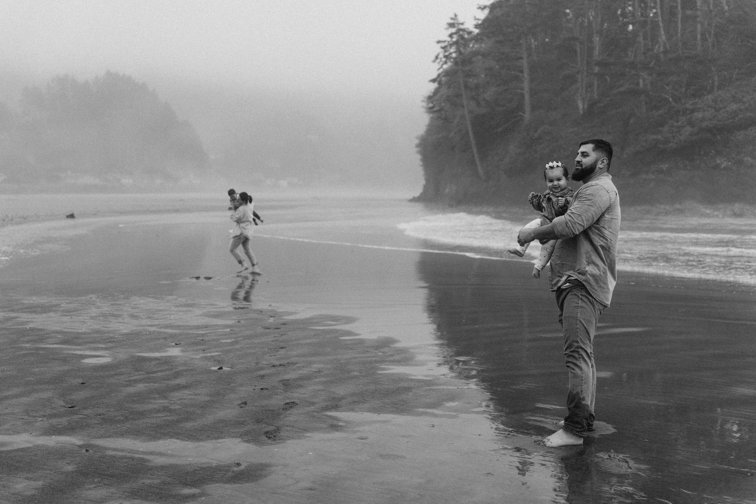 Family. Wedding, family and portrait photographer in Portland