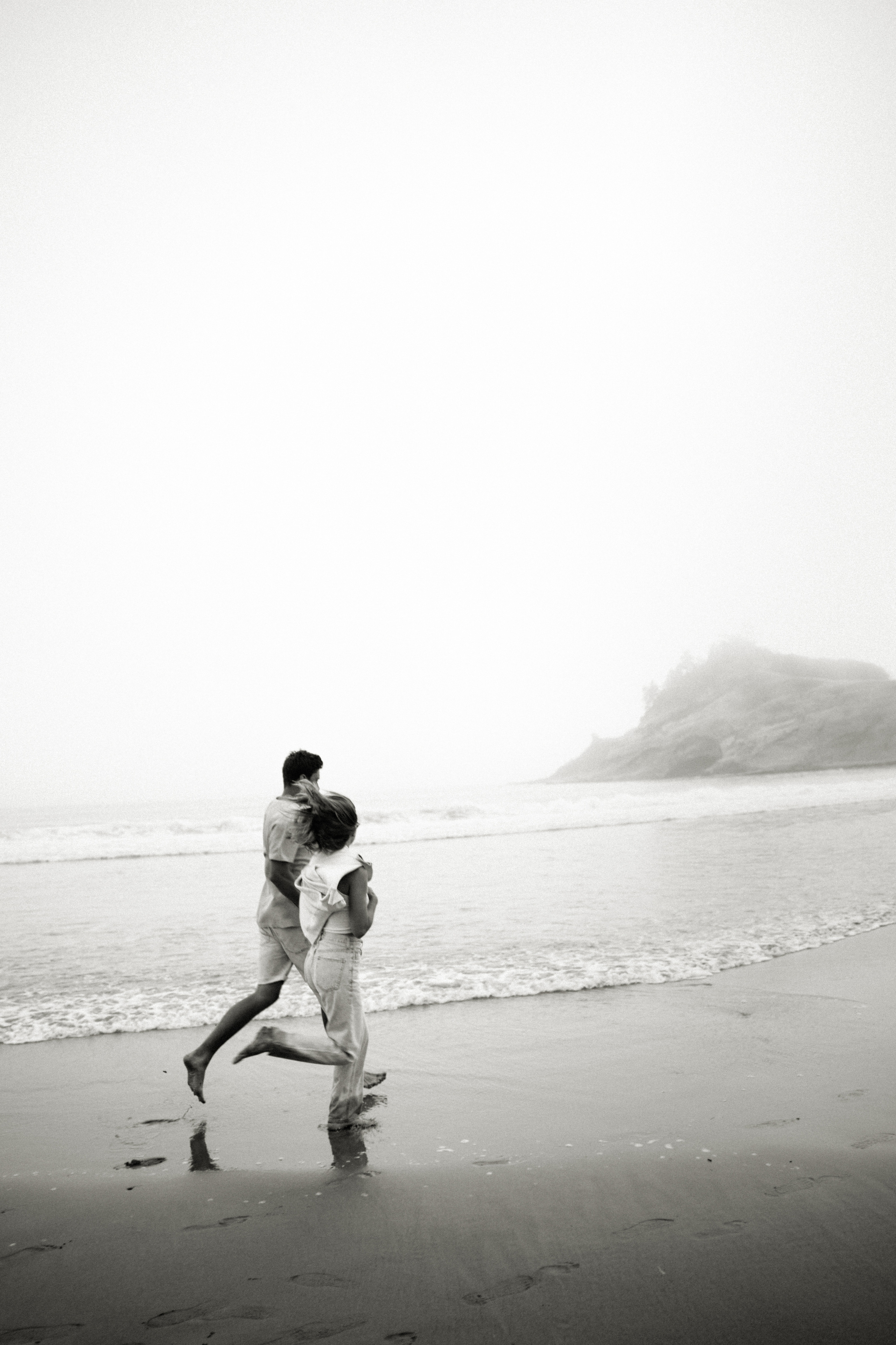 Lera & Slavik. Wedding, family and portrait photographer in Portland