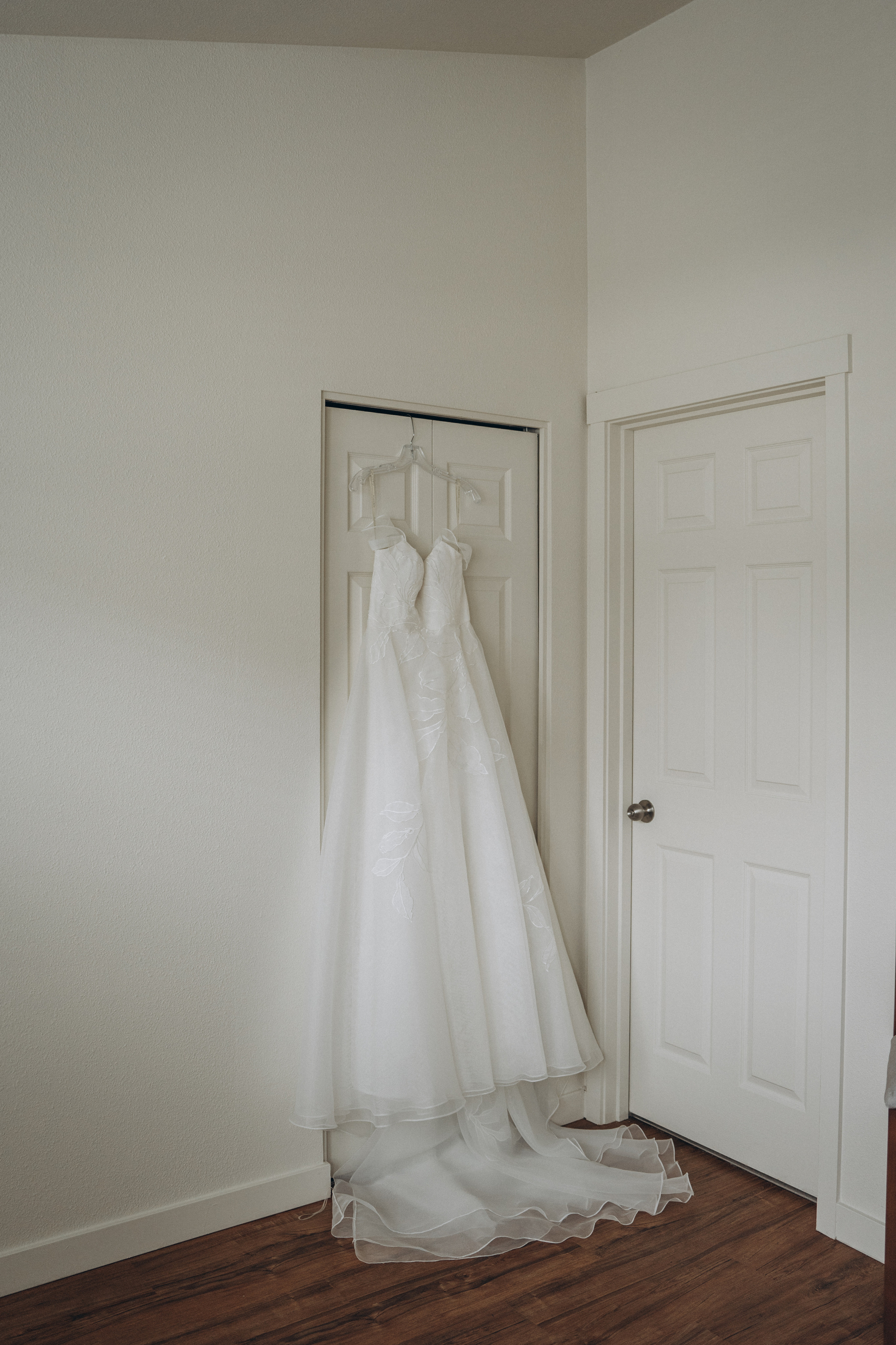 Nataly & Sergey. Wedding, family and portrait photographer in Portland