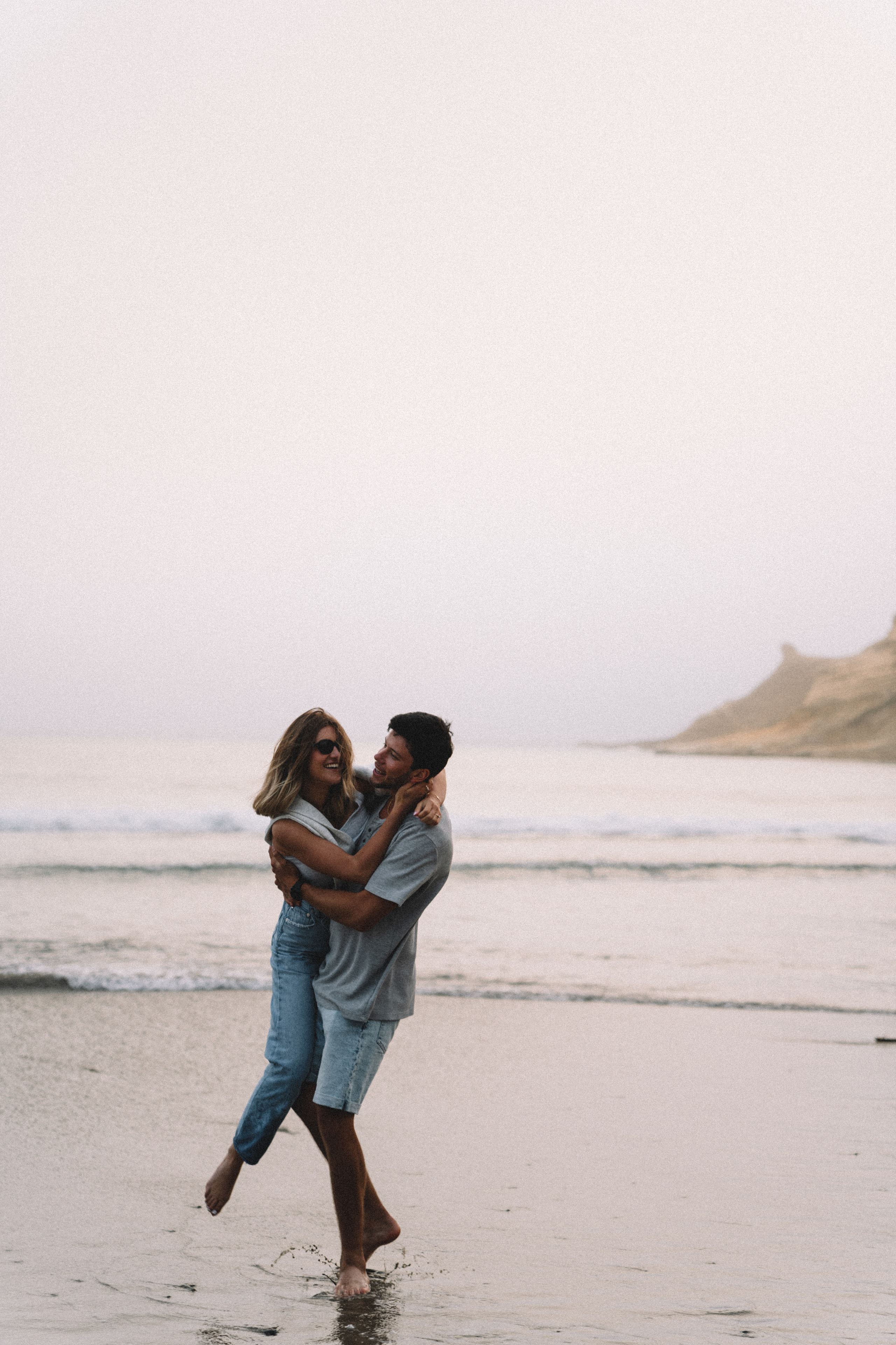 Lera & Slavik. Wedding, family and portrait photographer in Portland