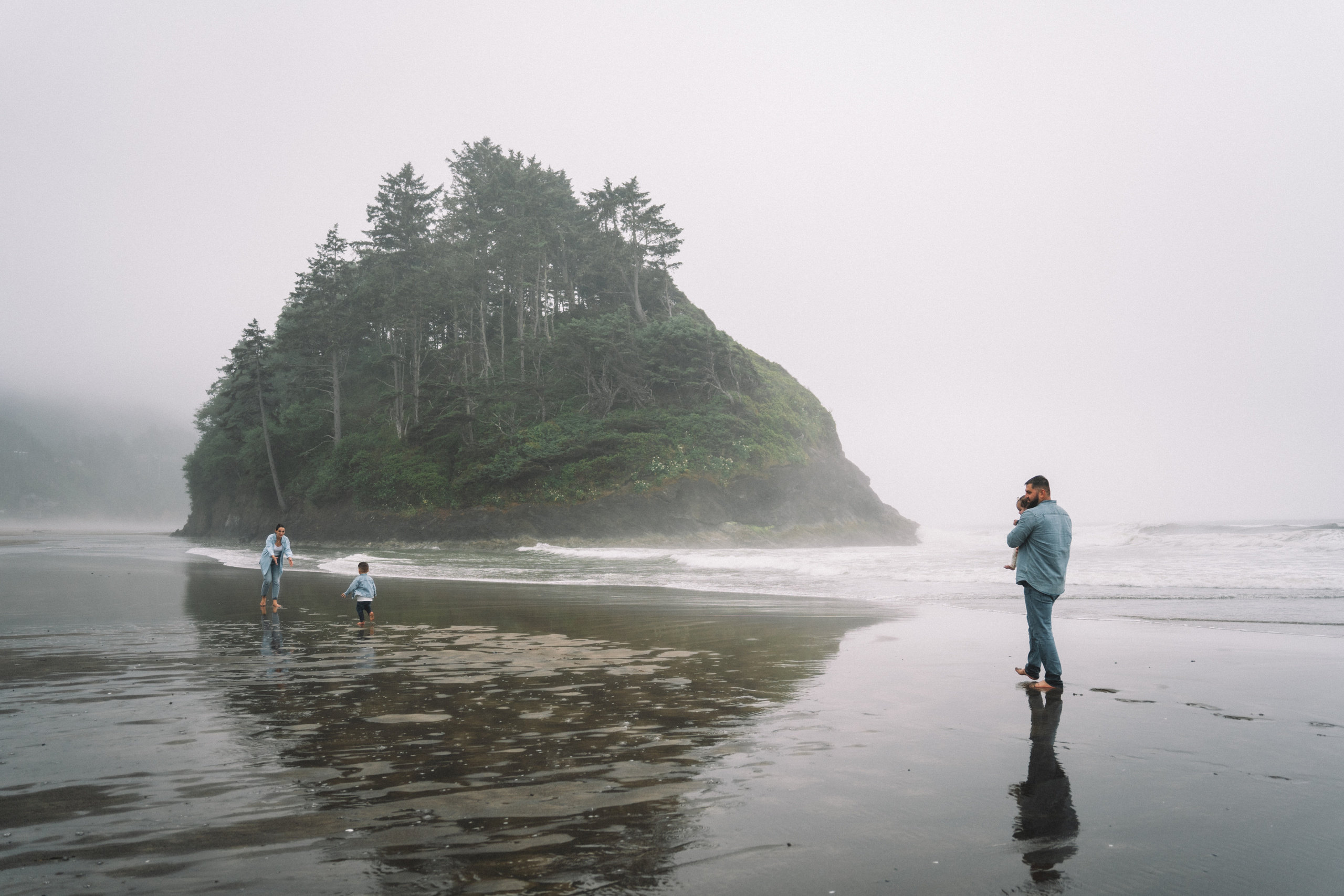 Family. Wedding, family and portrait photographer in Portland